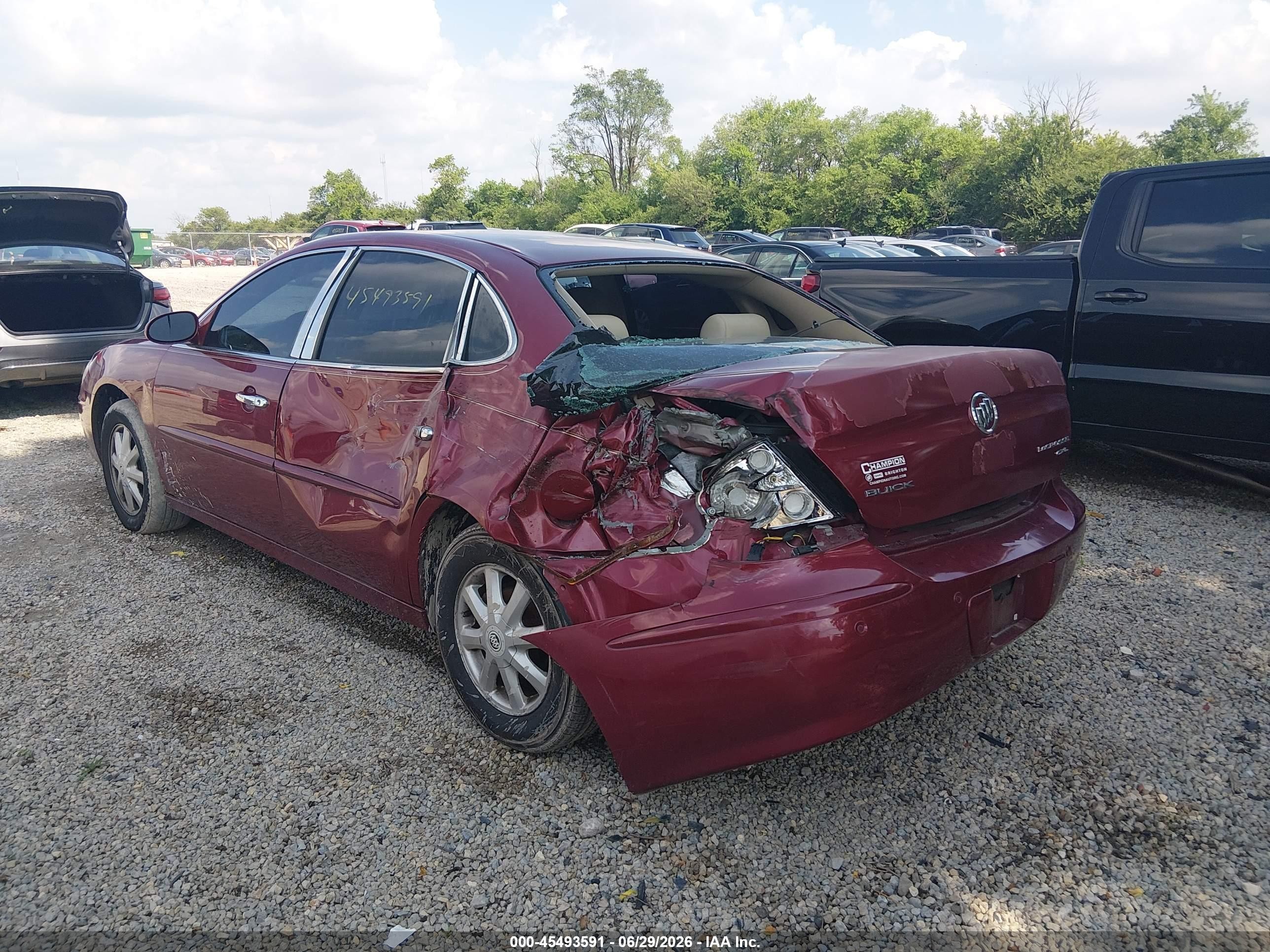 2005 Buick Lacrosse Cxl Красный vin: 2G4WD532551261415