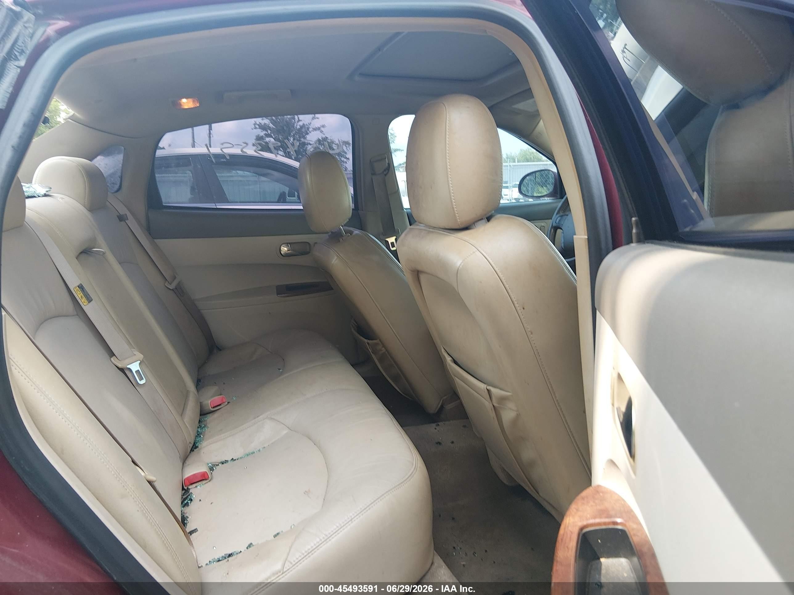 2005 Buick Lacrosse Cxl Красный vin: 2G4WD532551261415