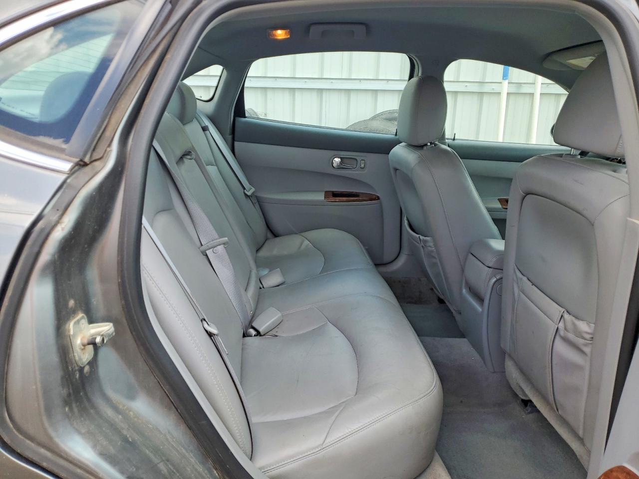 2005 Buick Lacrosse Cxl Silver vin: 2G4WD532551271524