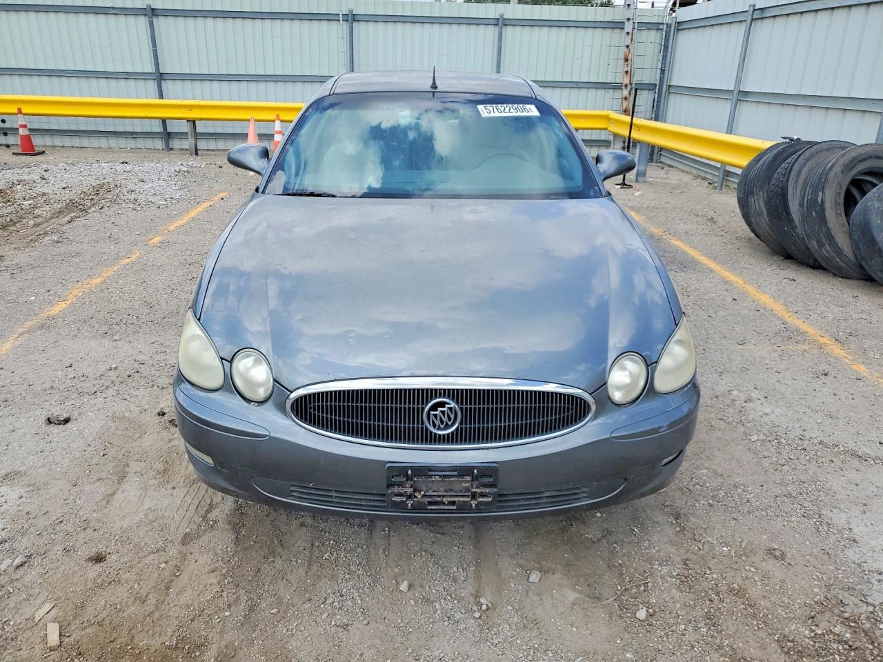 2005 Buick Lacrosse Cxl Silver vin: 2G4WD532551271524