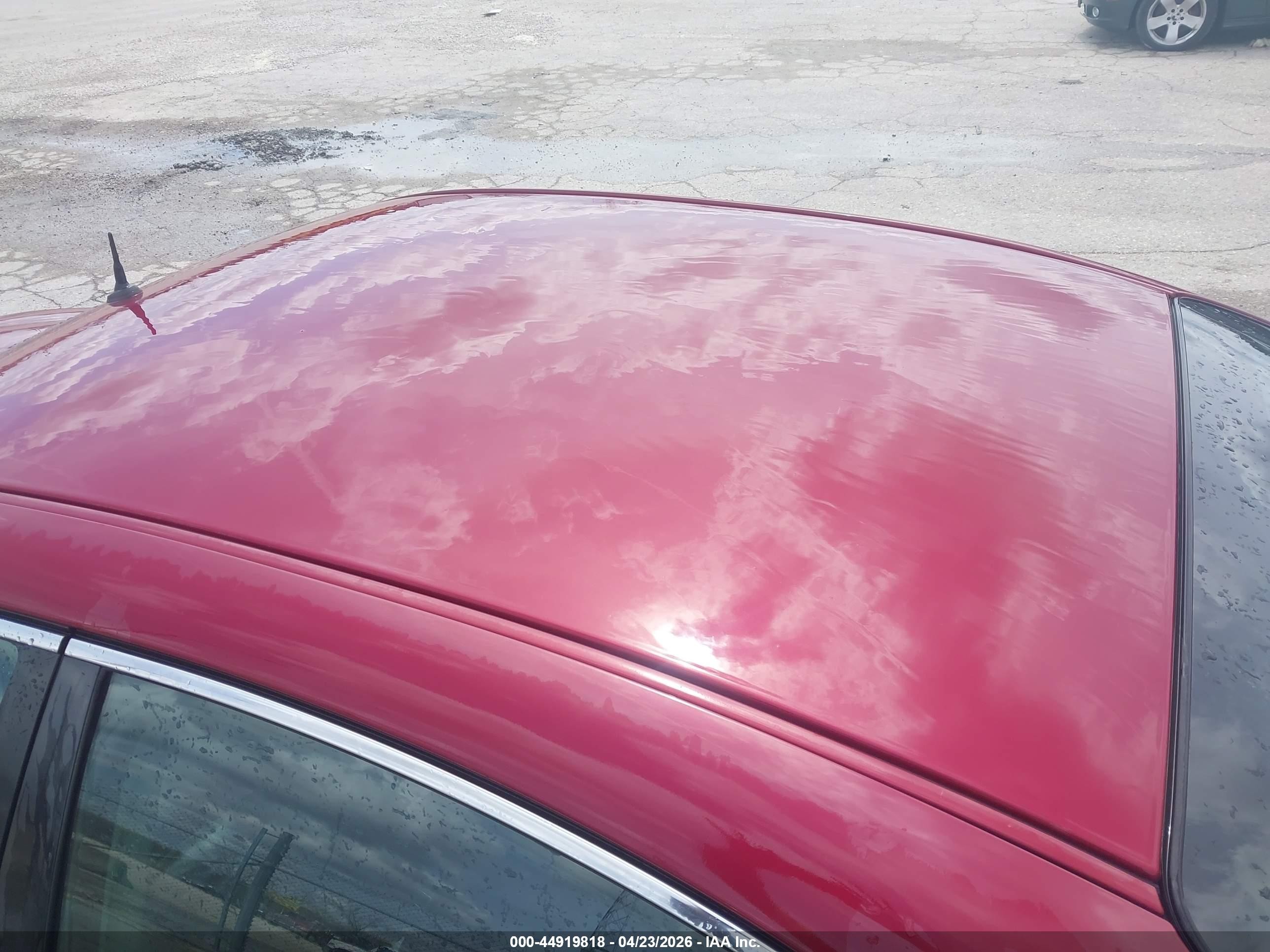 2005 Buick Lacrosse Cxl Red vin: 2G4WD532851324040