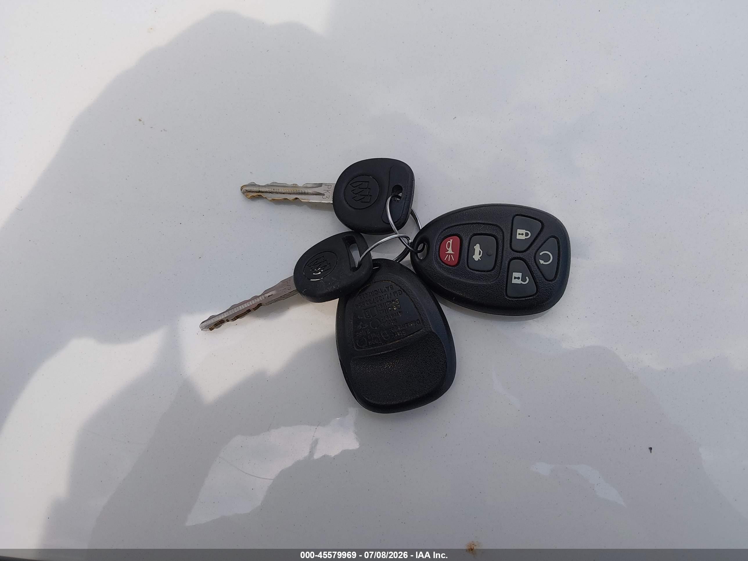 2005 Buick Lacrosse Cxl Белый vin: 2G4WD532951224805
