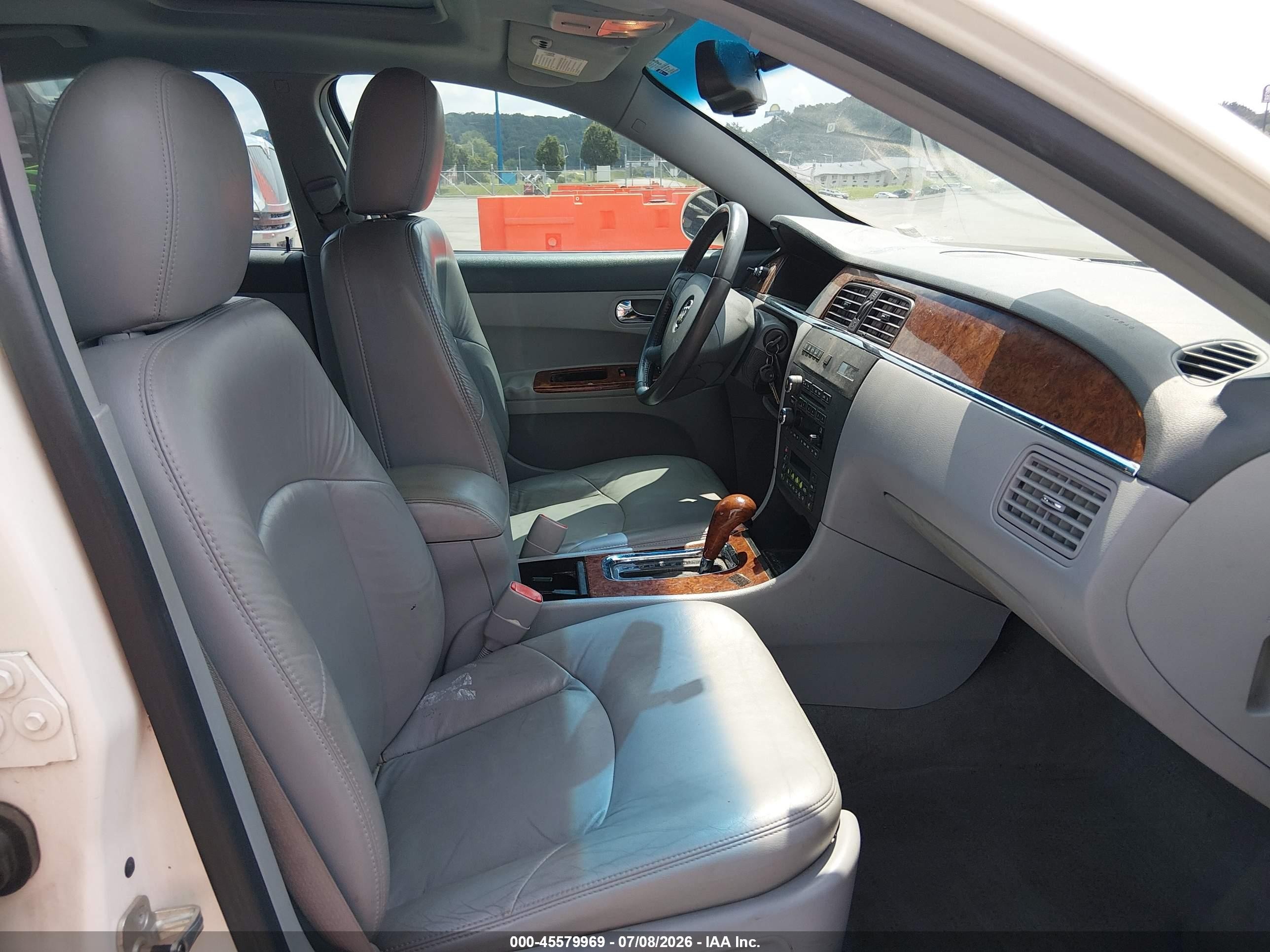 2005 Buick Lacrosse Cxl Белый vin: 2G4WD532951224805