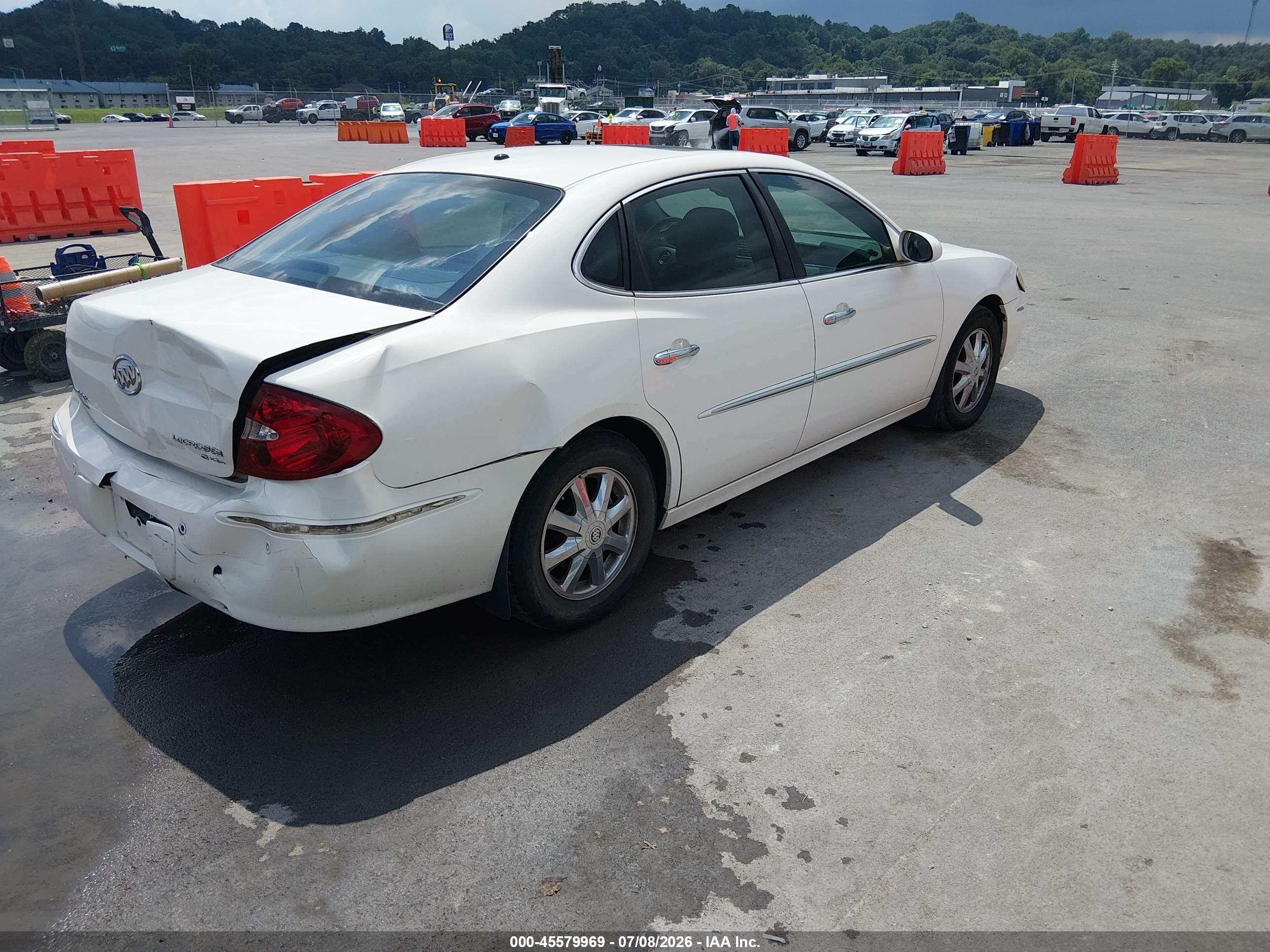 2005 Buick Lacrosse Cxl Белый vin: 2G4WD532951224805