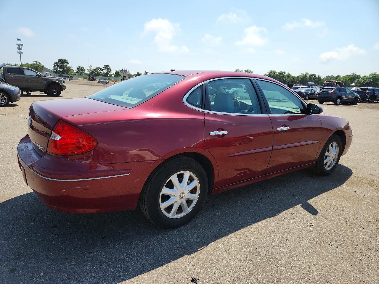 2005 Buick Lacrosse Cxl Red vin: 2G4WD532951247730