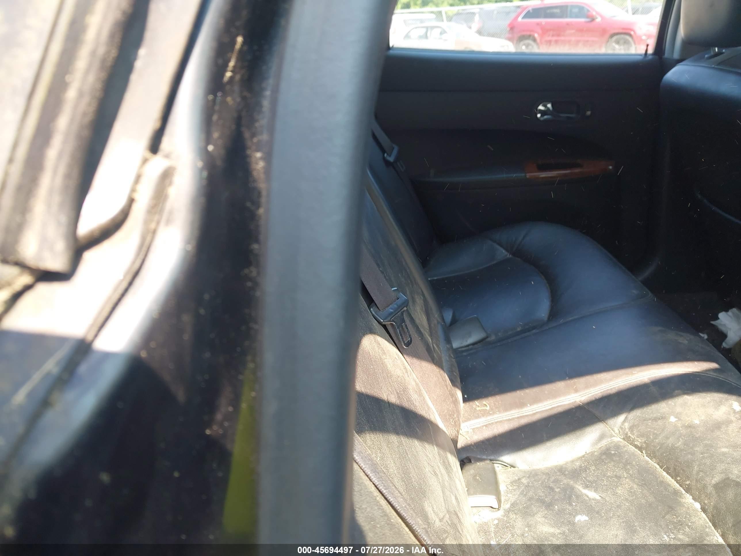 2005 Buick Lacrosse Cxl Черный vin: 2G4WD532X51293048