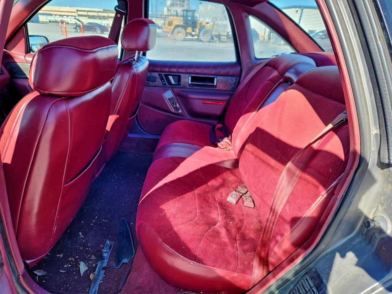 1992 Buick Regal Limited Silver vin: 2G4WD54L0N1421501