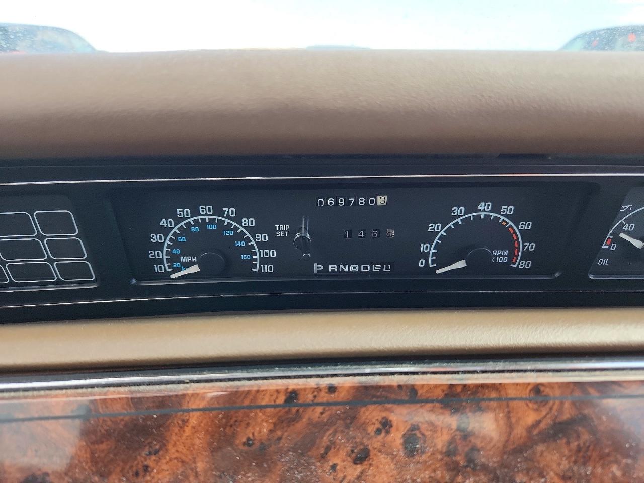 1992 Buick Regal Limited Tan vin: 2G4WD54L4N1440472