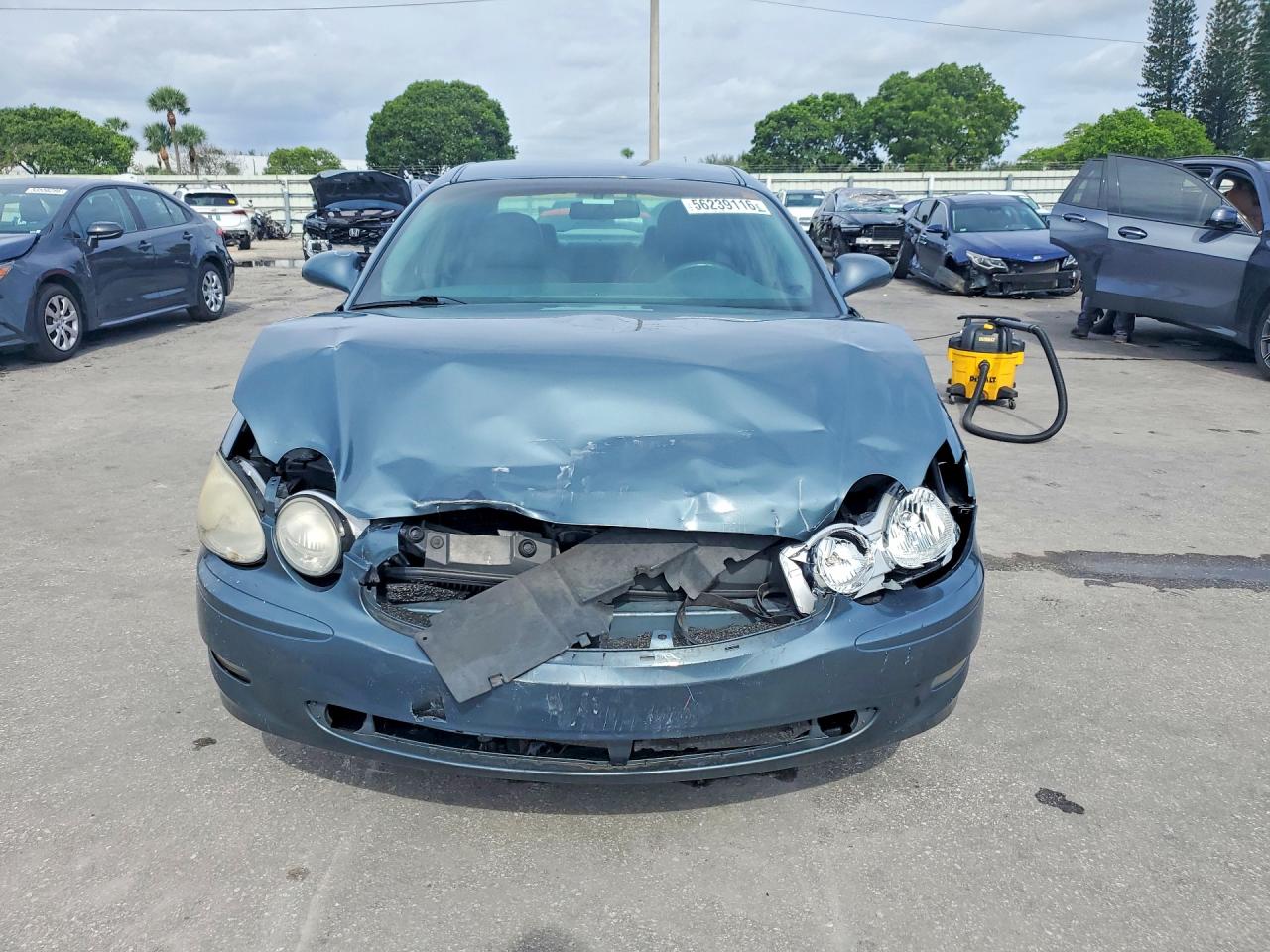 2007 Buick Lacrosse Cxl Blue vin: 2G4WD552571178177