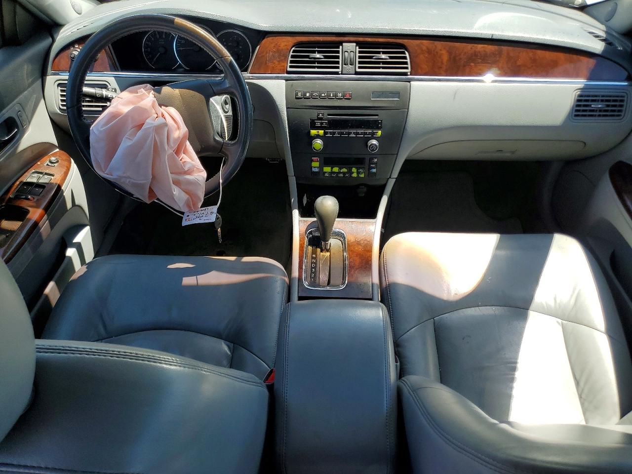 2007 Buick Lacrosse Cxl White vin: 2G4WD552871114392
