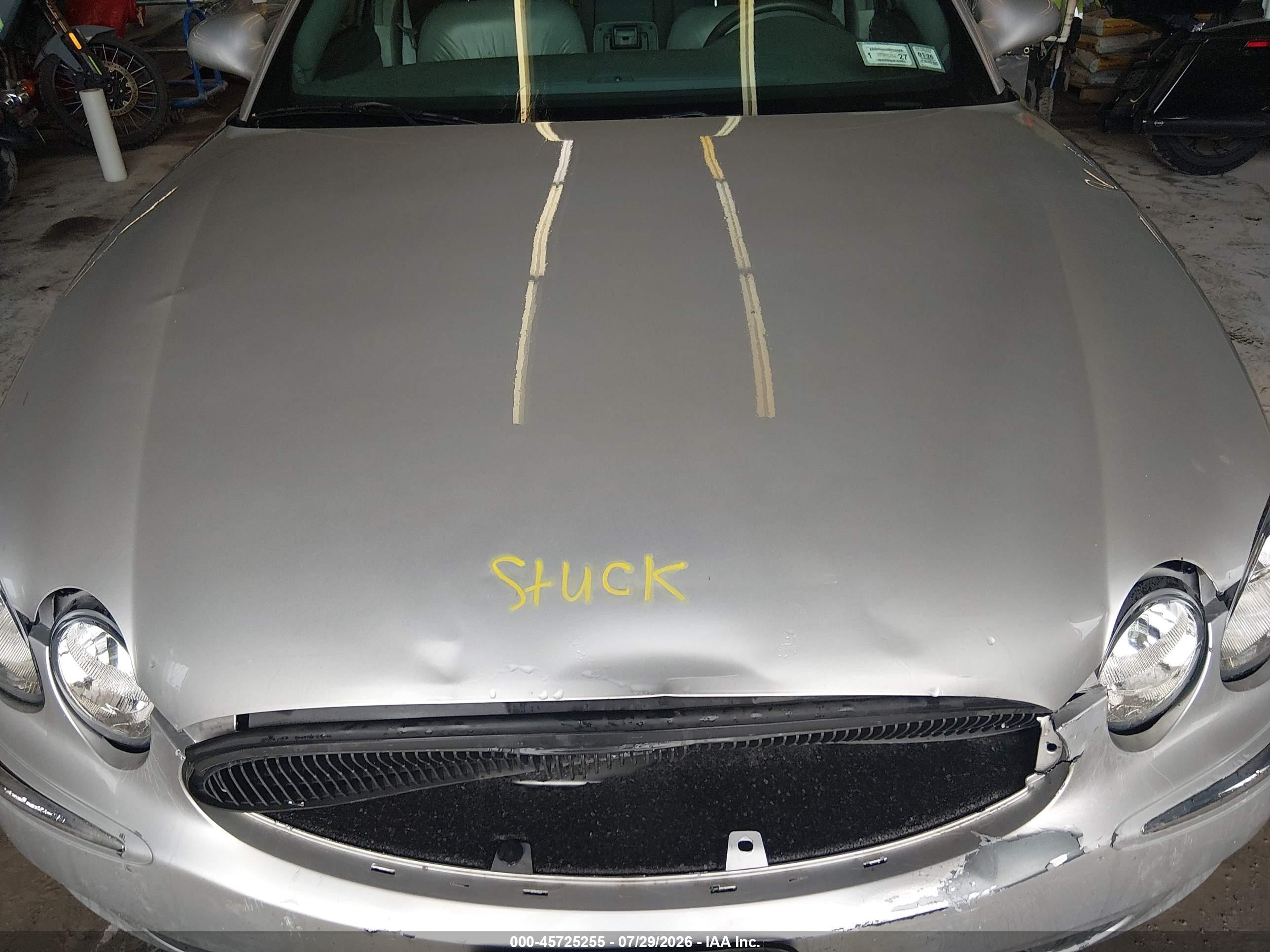 2005 Buick Lacrosse Cxl Silver vin: 2G4WD562351224732