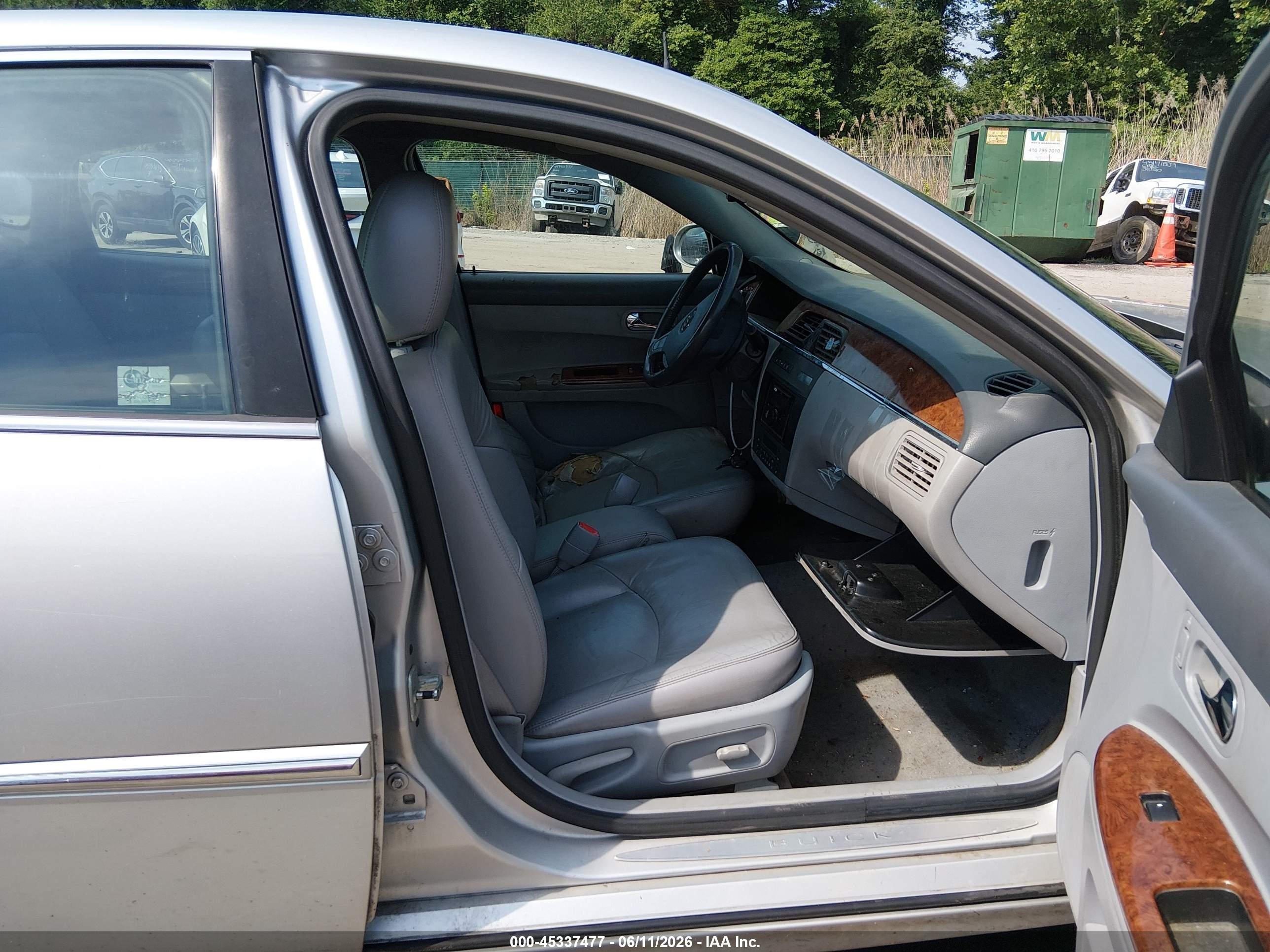 2005 Buick Lacrosse Cxl Silver vin: 2G4WD562751332688