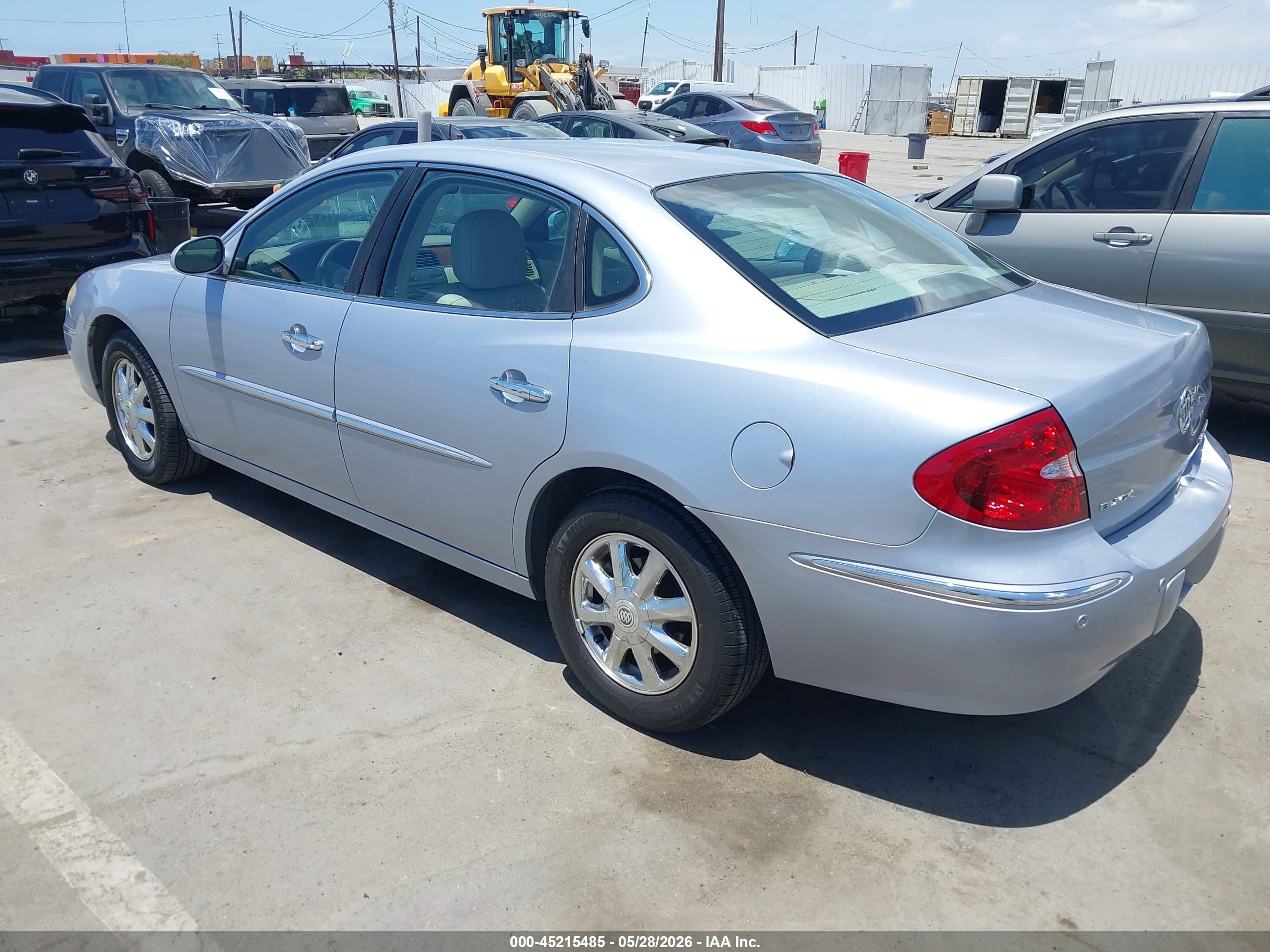 2005 Buick Lacrosse Cxl Silver vin: 2G4WD562851330187