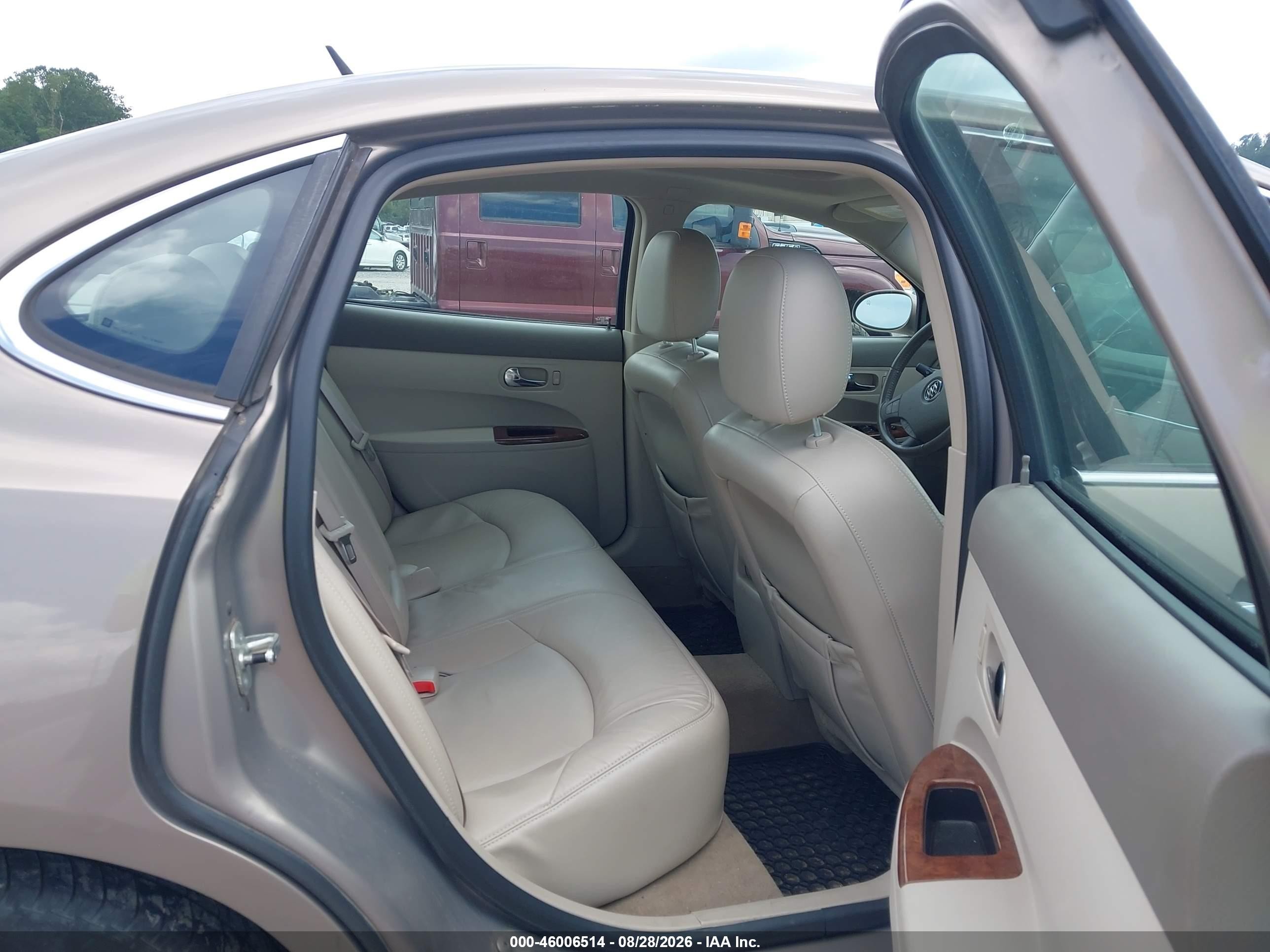 2006 Buick Lacrosse Cxl Золотой vin: 2G4WD582061203027