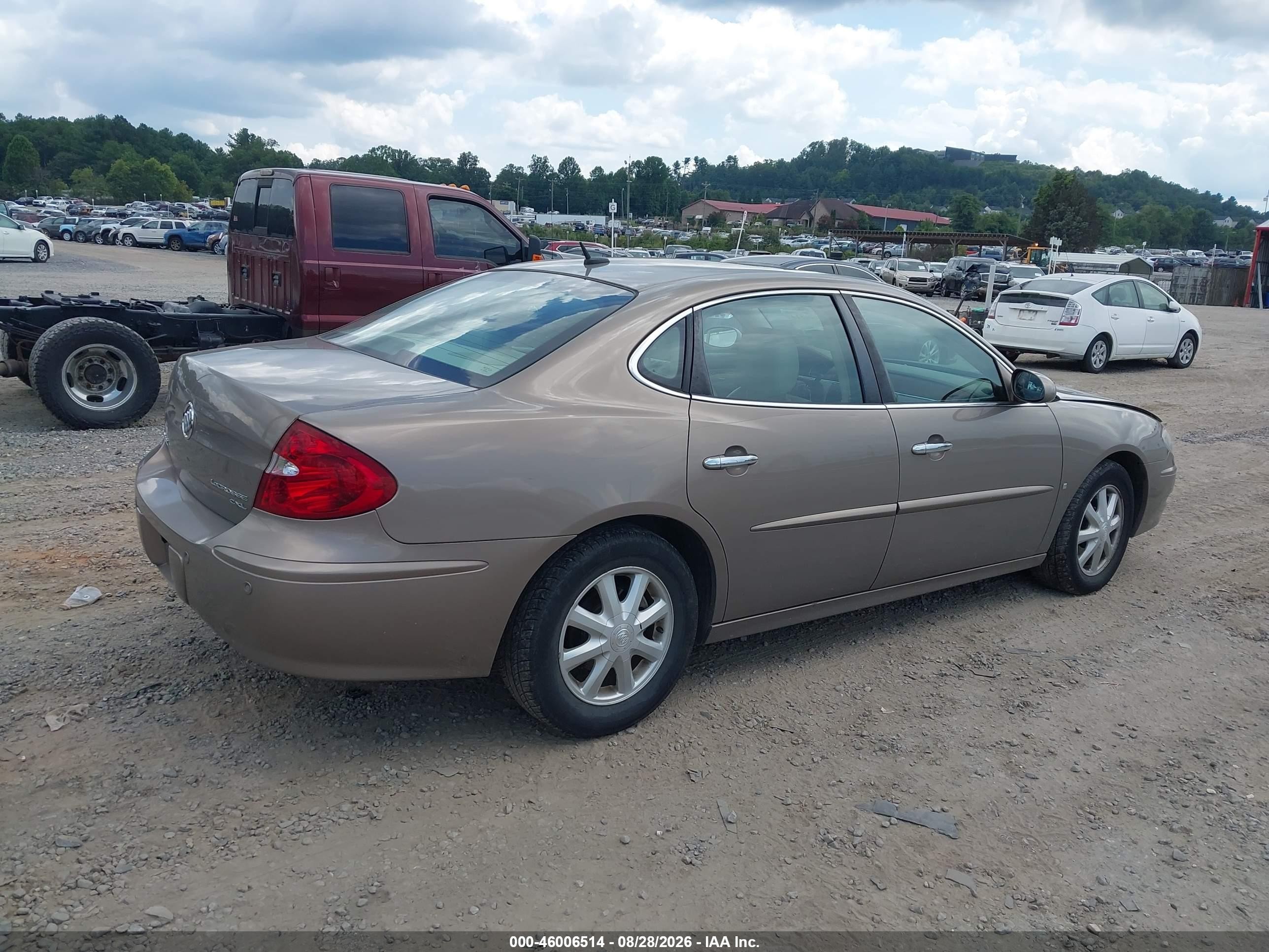 2006 Buick Lacrosse Cxl Золотой vin: 2G4WD582061203027