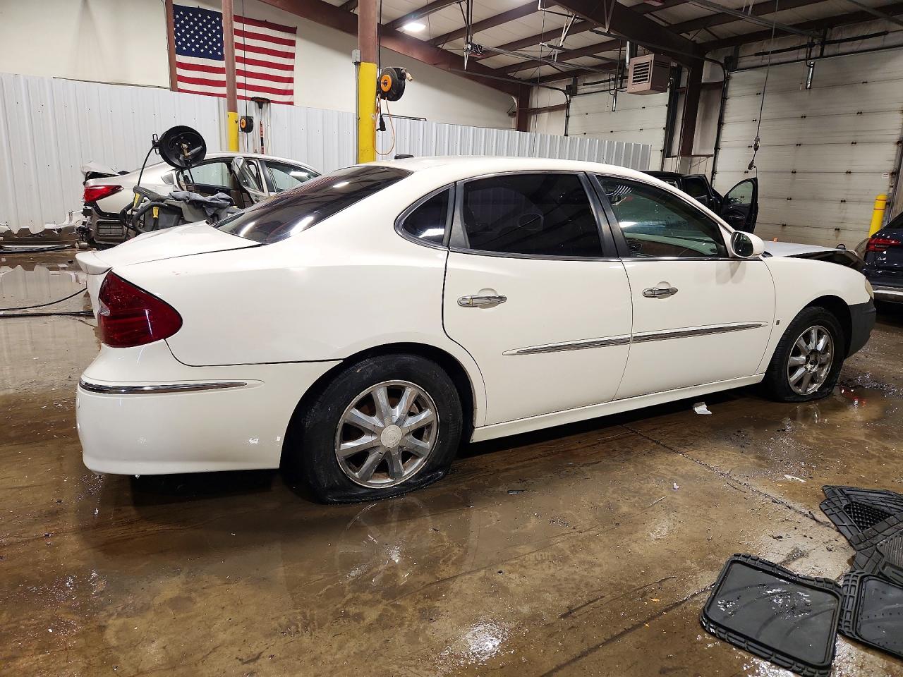 2006 Buick Lacrosse Cxl Белый vin: 2G4WD582061225156