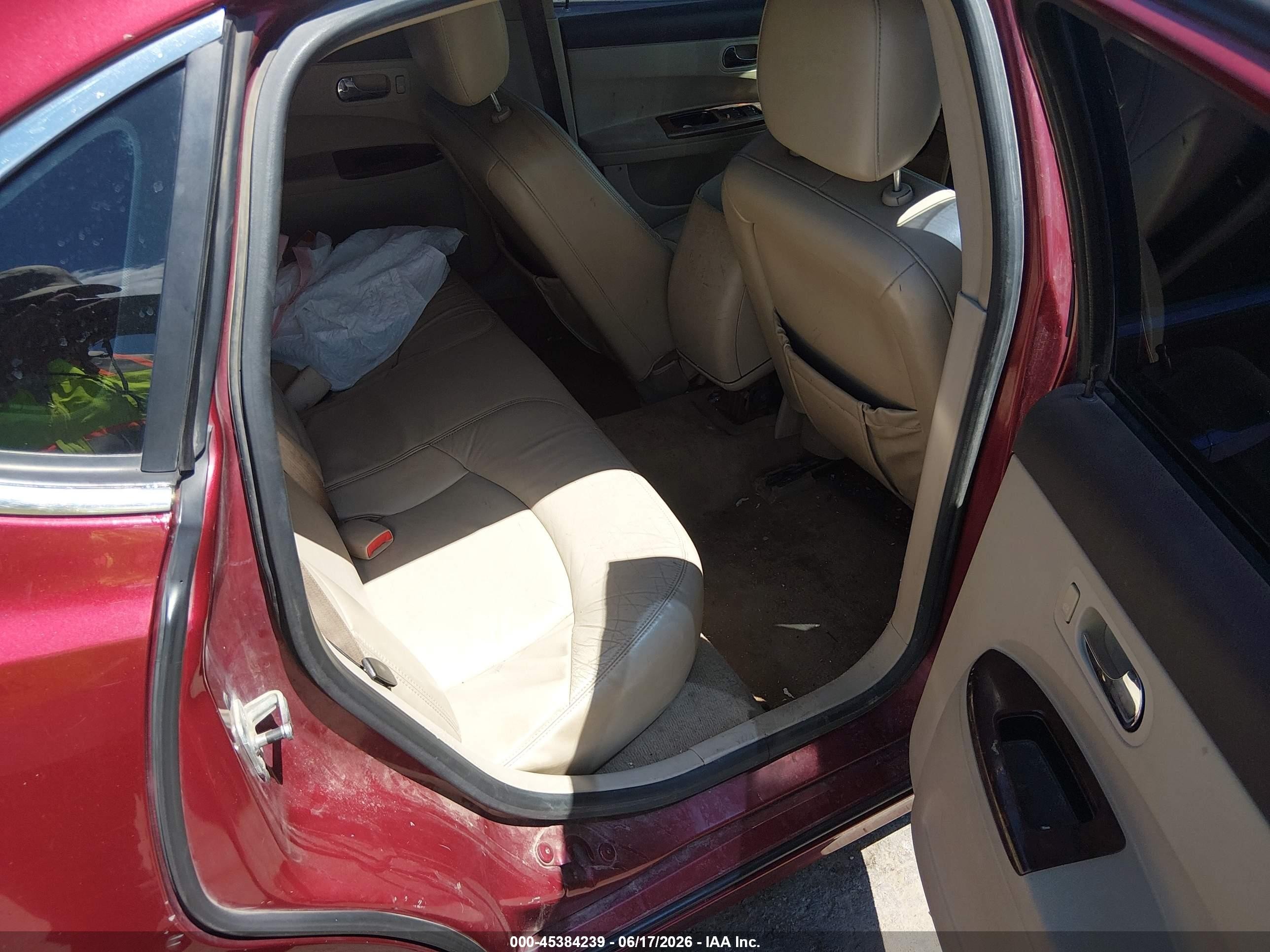 2008 Buick Lacrosse Cxl Red vin: 2G4WD582081285988