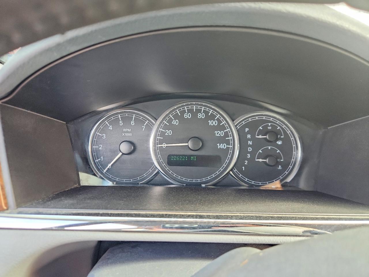 2006 Buick Lacrosse Cxl Silver vin: 2G4WD582161256903