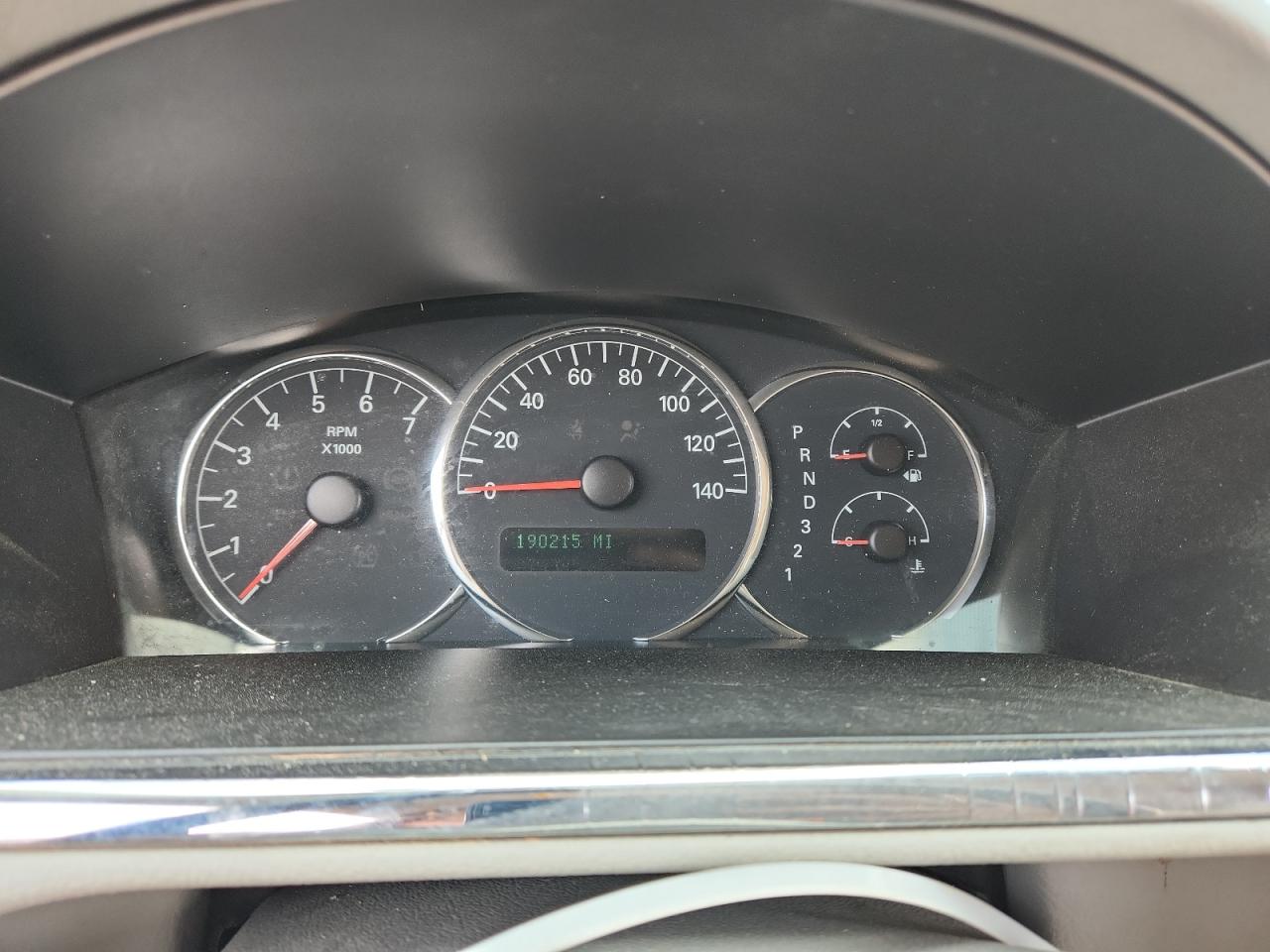 2008 Buick Lacrosse Cxl Черный vin: 2G4WD582181142242