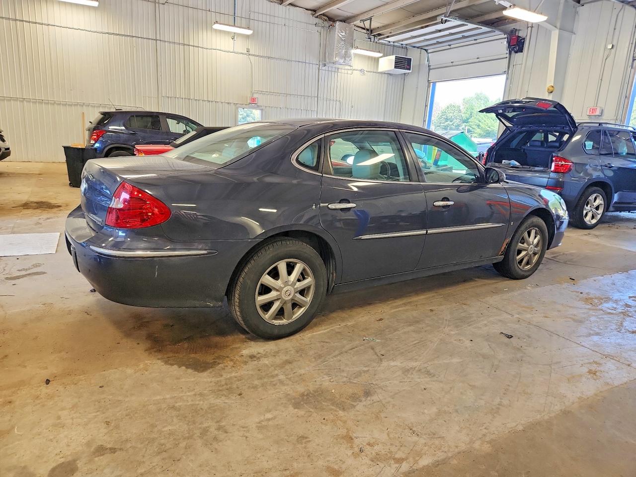 2009 Buick Lacrosse Cxl Gray vin: 2G4WD582291112569