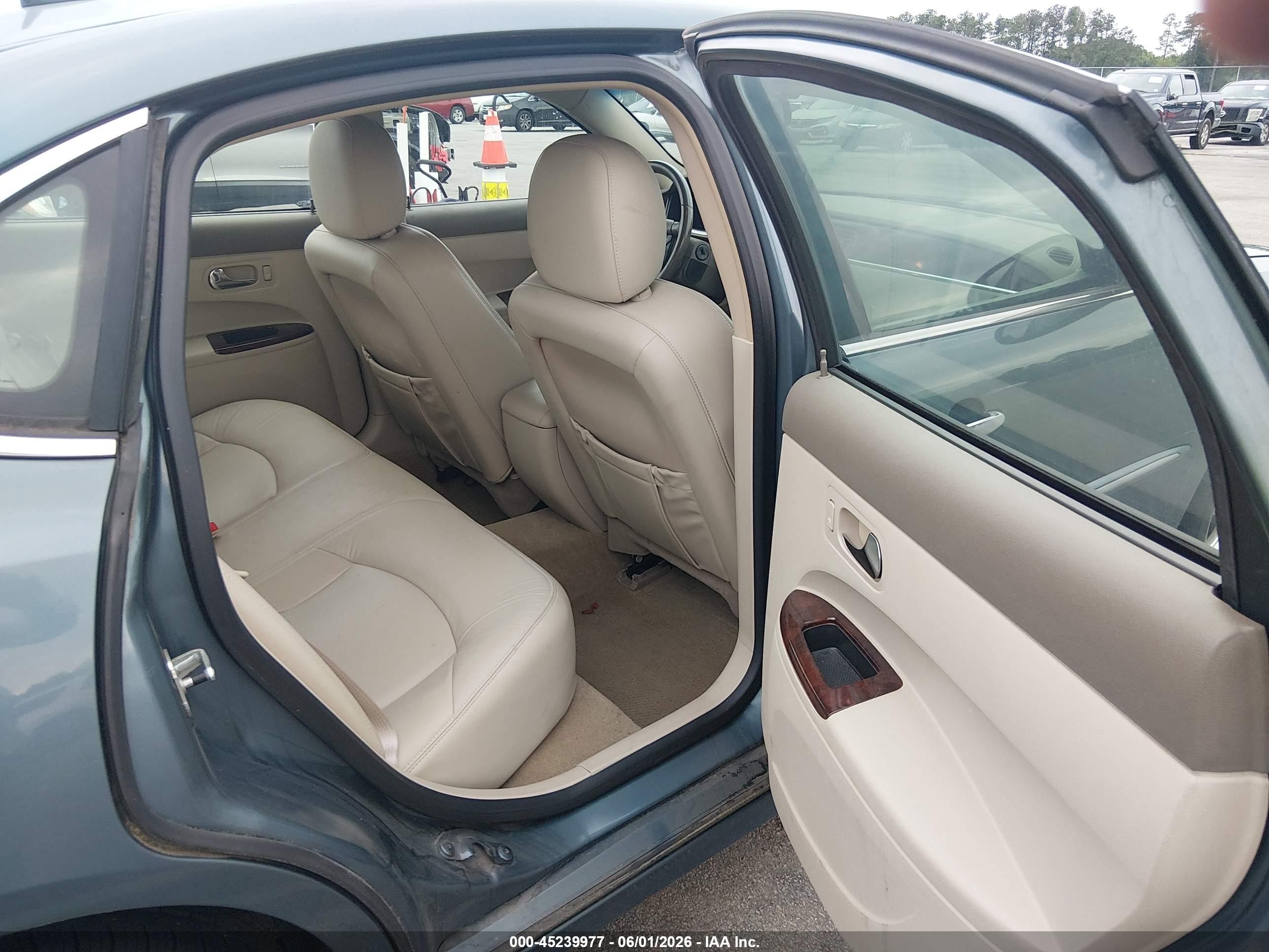 2007 Buick Lacrosse Cxl Light Blue vin: 2G4WD582371209583