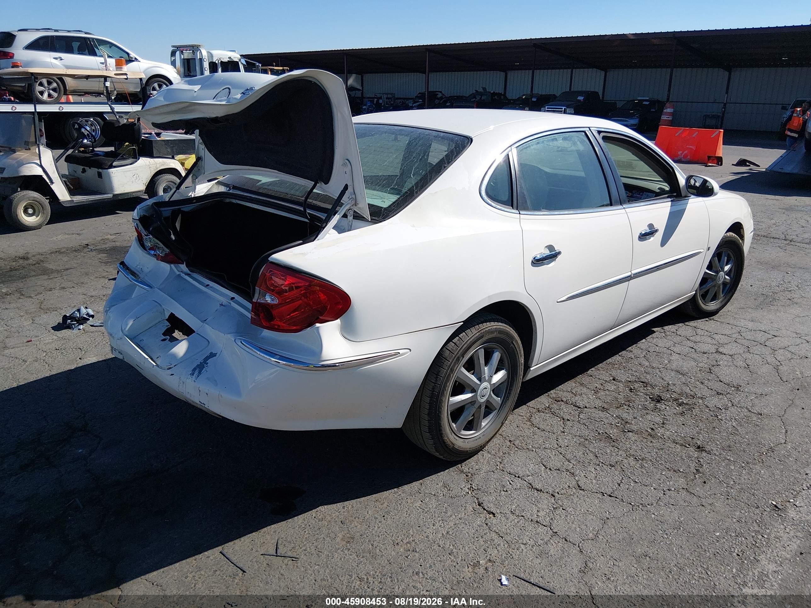 2008 Buick Lacrosse Cxl White vin: 2G4WD582381138354