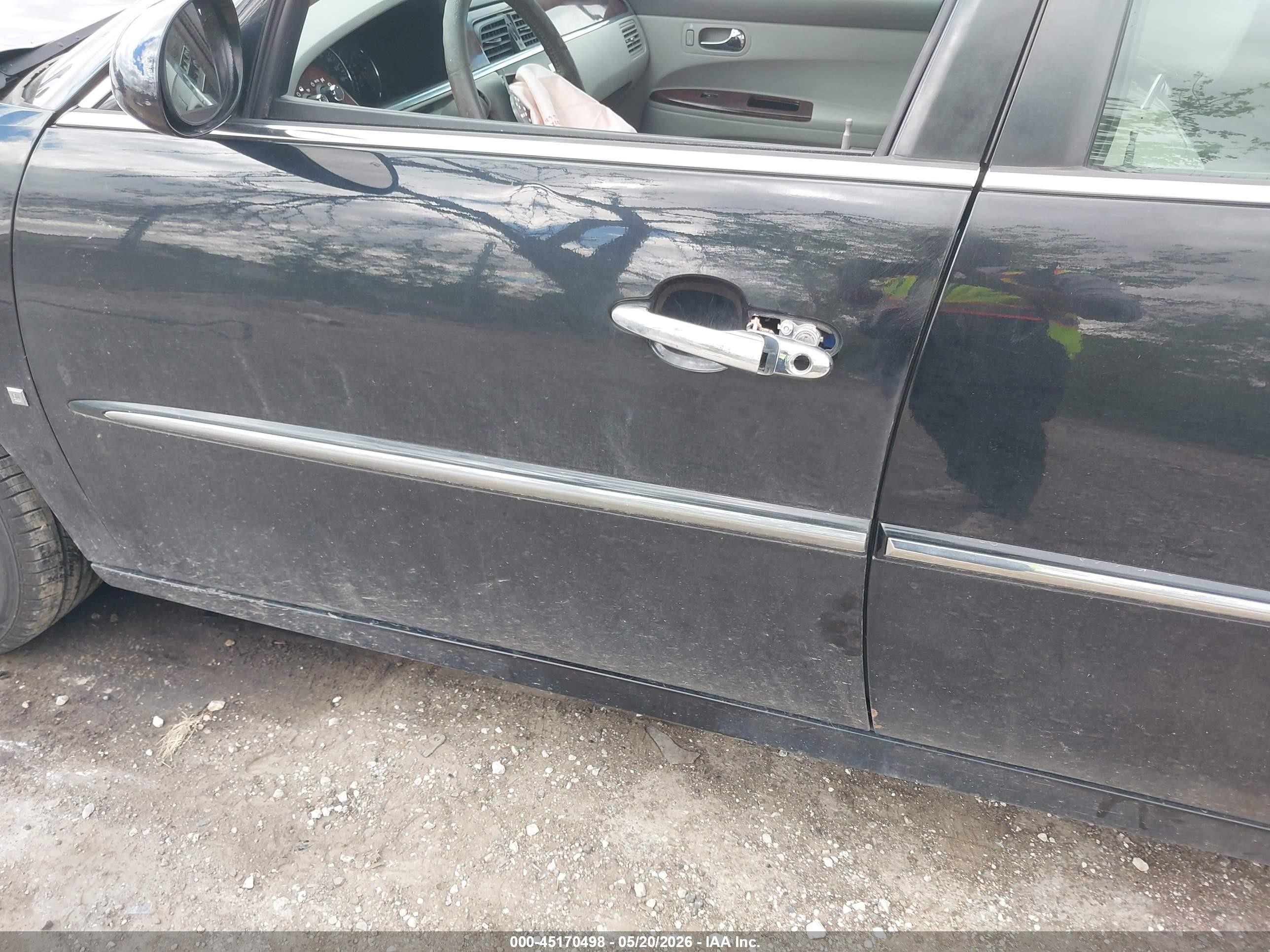 2008 Buick Lacrosse Cxl Black vin: 2G4WD582381182161