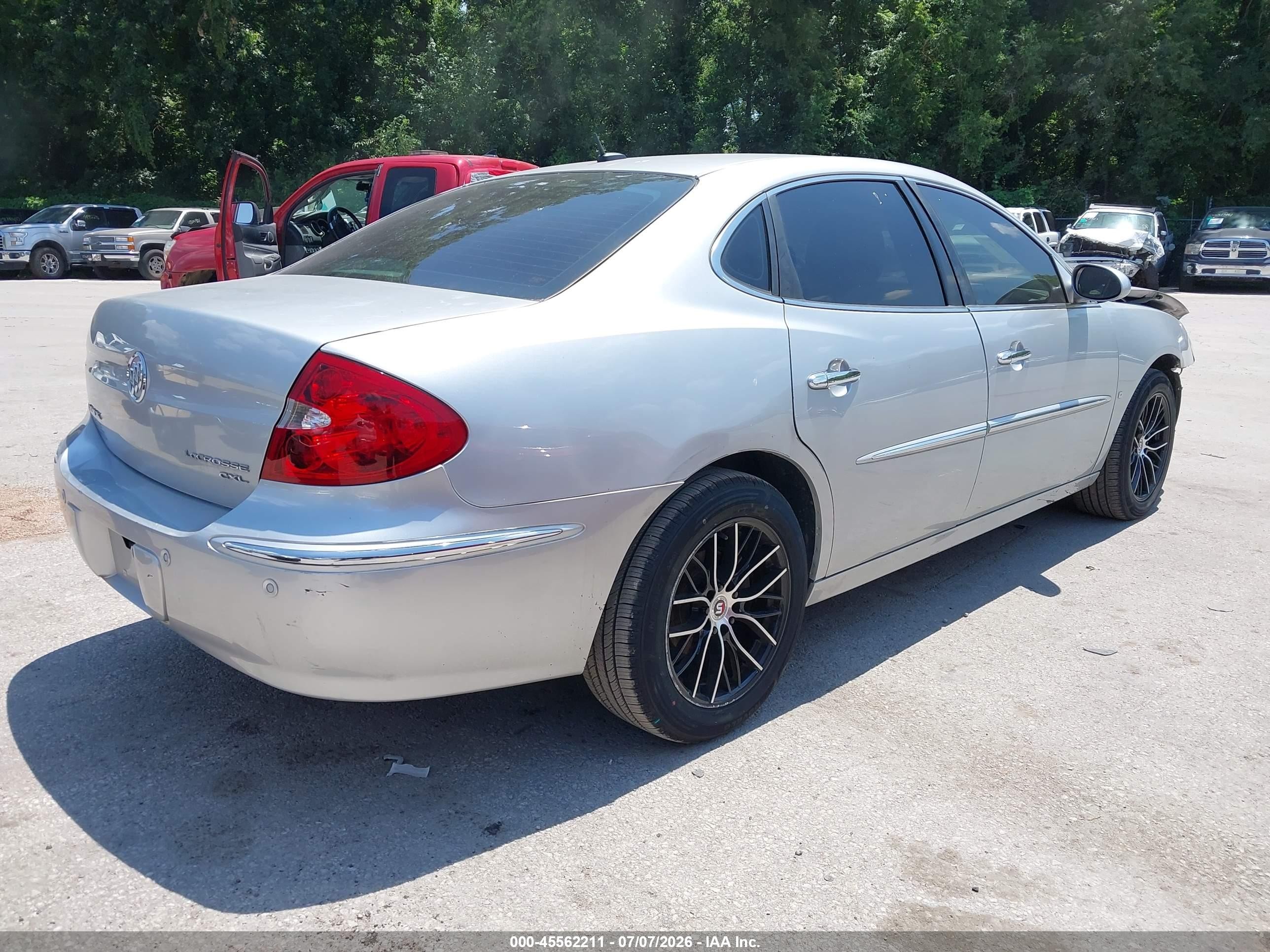 2009 Buick Lacrosse Cxl Серебряный vin: 2G4WD582391151395
