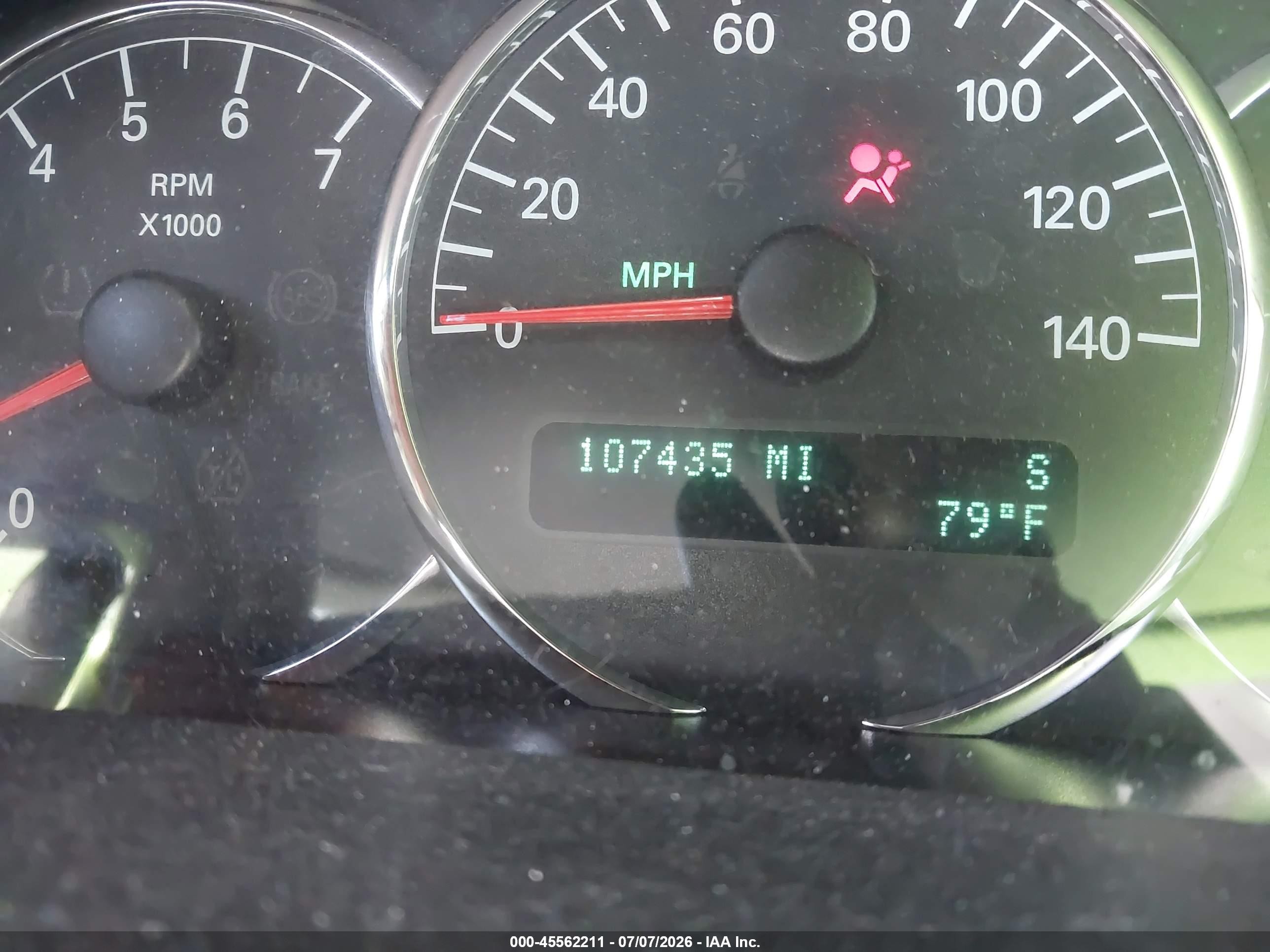 2009 Buick Lacrosse Cxl Серебряный vin: 2G4WD582391151395