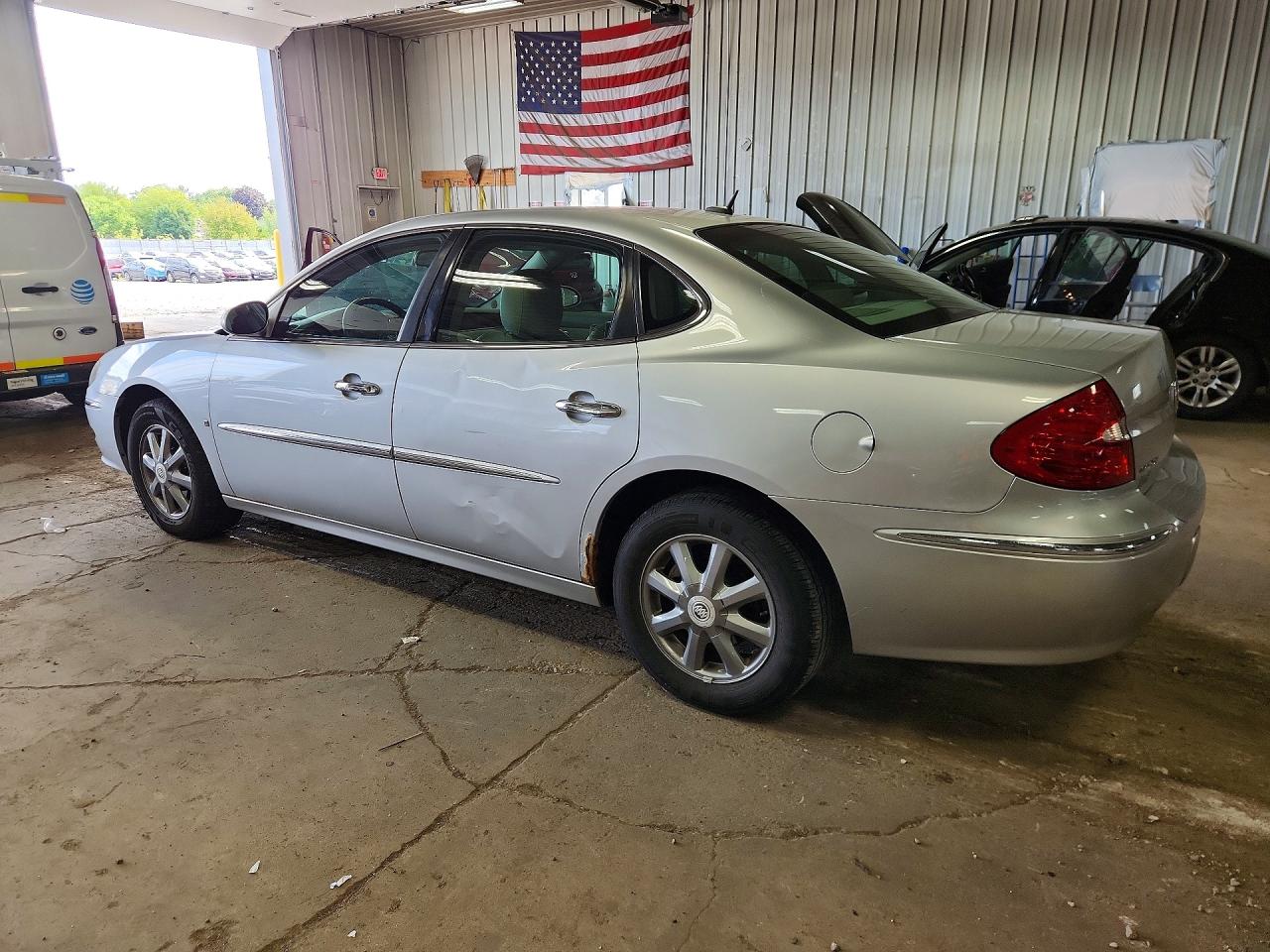 2009 Buick Lacrosse Cxl Silver vin: 2G4WD582391171890