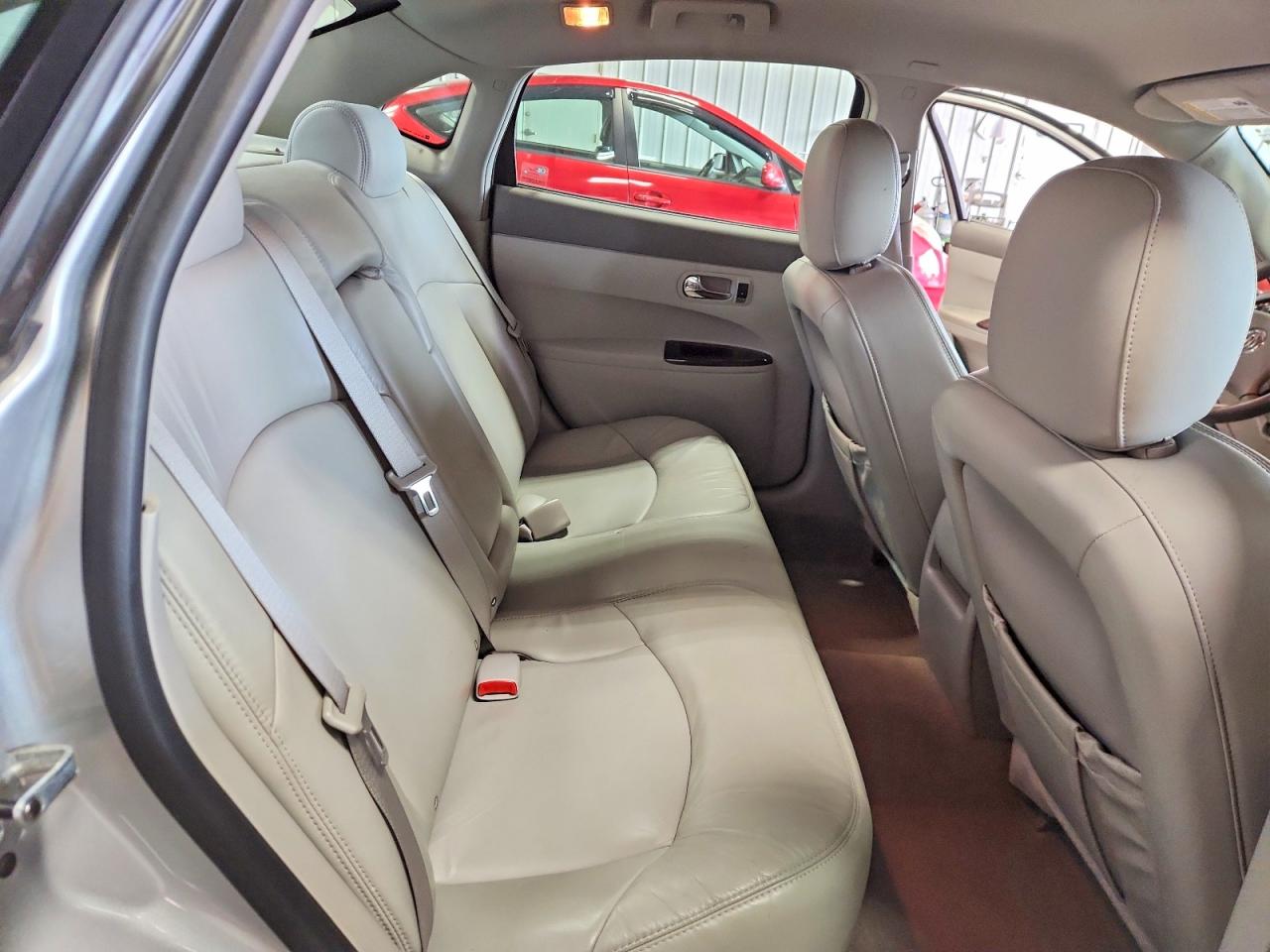 2009 Buick Lacrosse Cxl Silver vin: 2G4WD582391171890