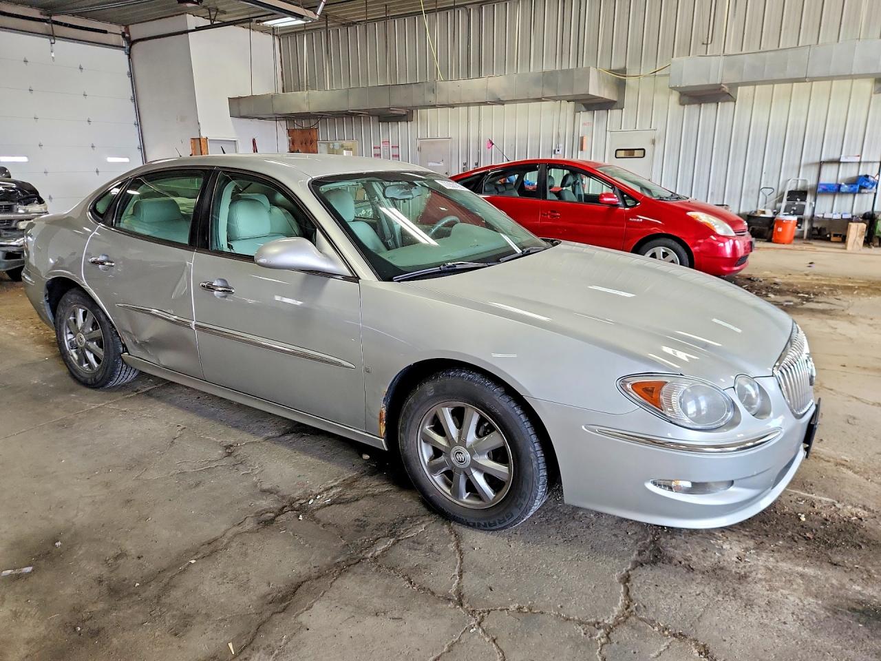2009 Buick Lacrosse Cxl Silver vin: 2G4WD582391171890