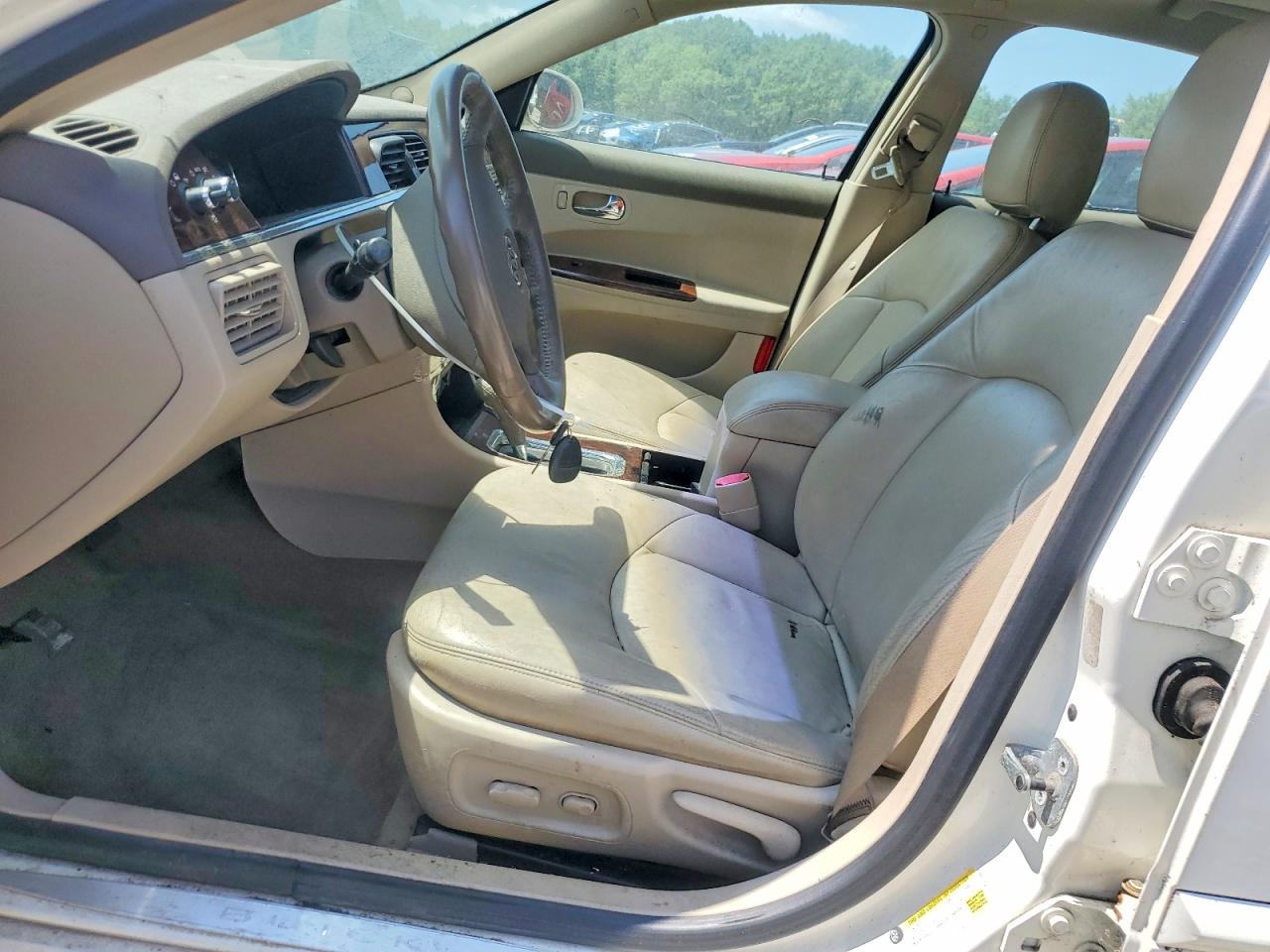 2007 Buick Lacrosse Cxl White vin: 2G4WD582471110335