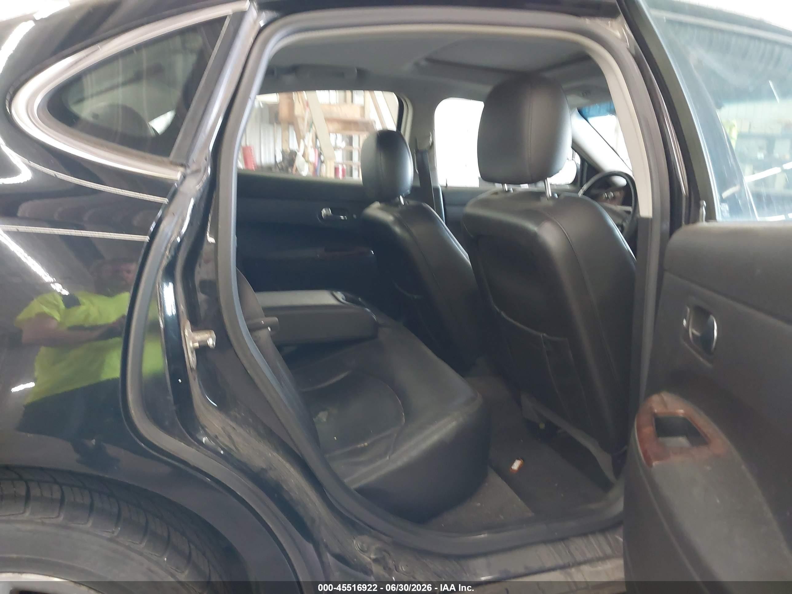 2008 Buick Lacrosse Cxl Черный vin: 2G4WD582481145197