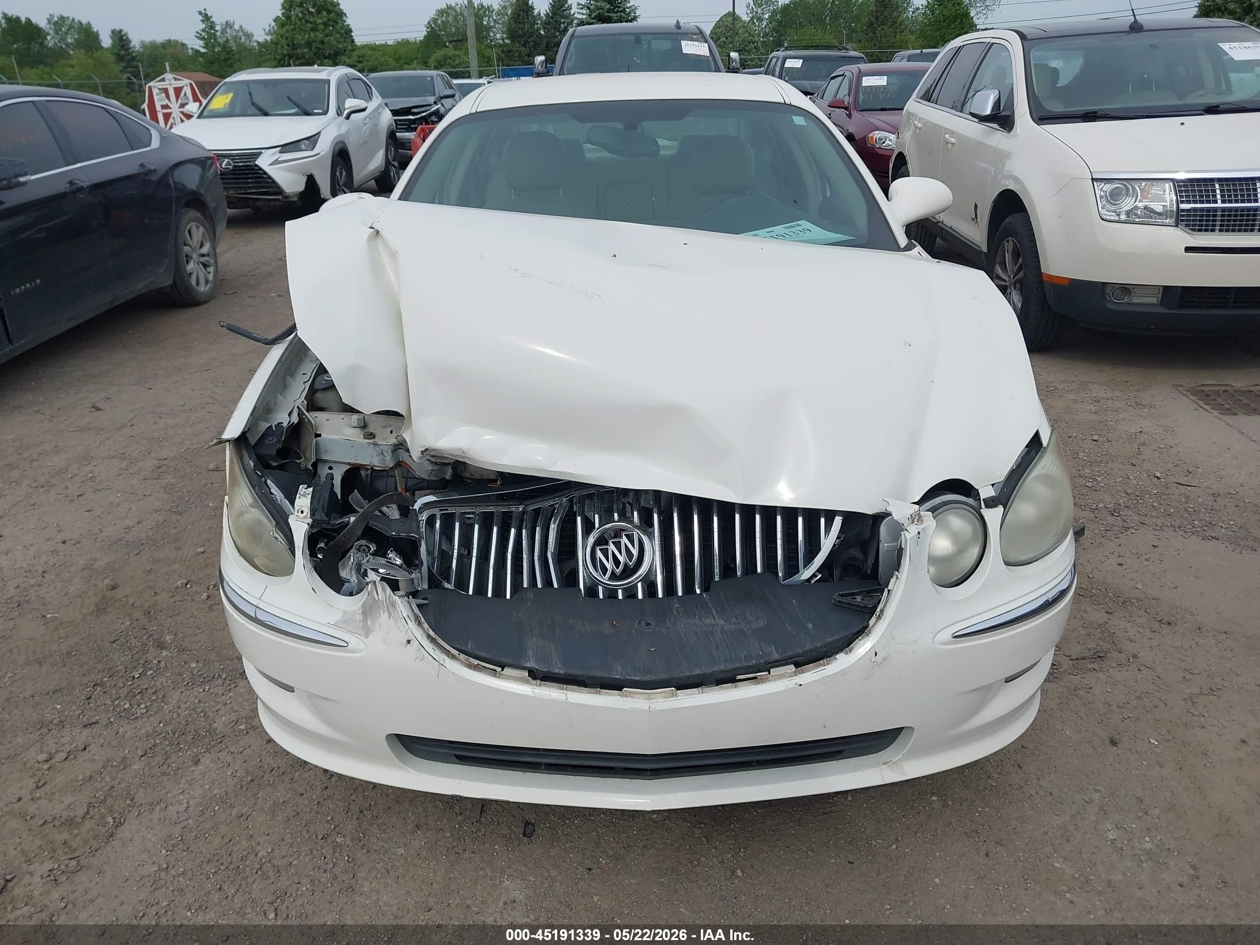 2008 Buick Lacrosse Cxl White vin: 2G4WD582481353371