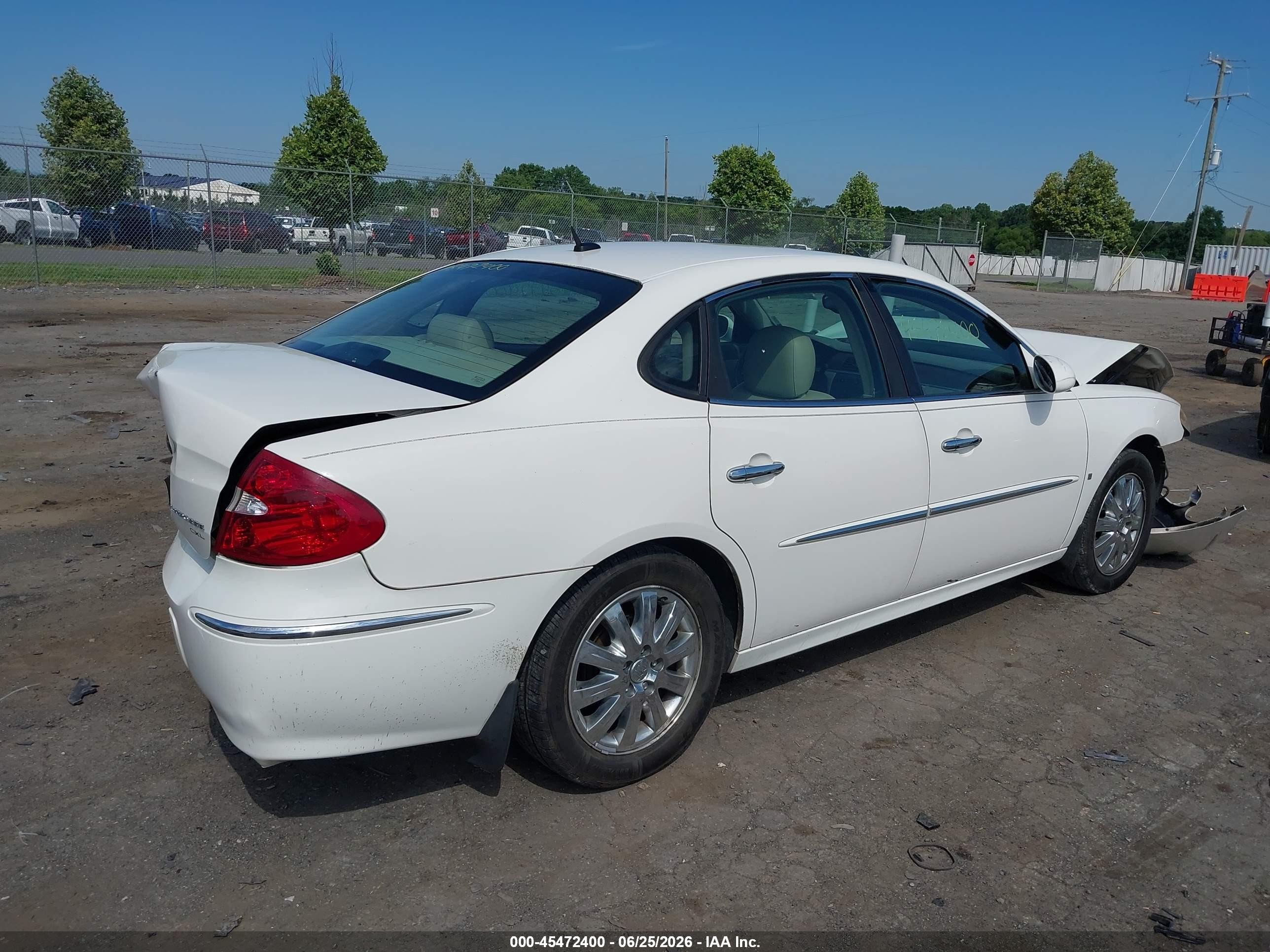 2007 Buick Lacrosse Cxl White vin: 2G4WD582571161908