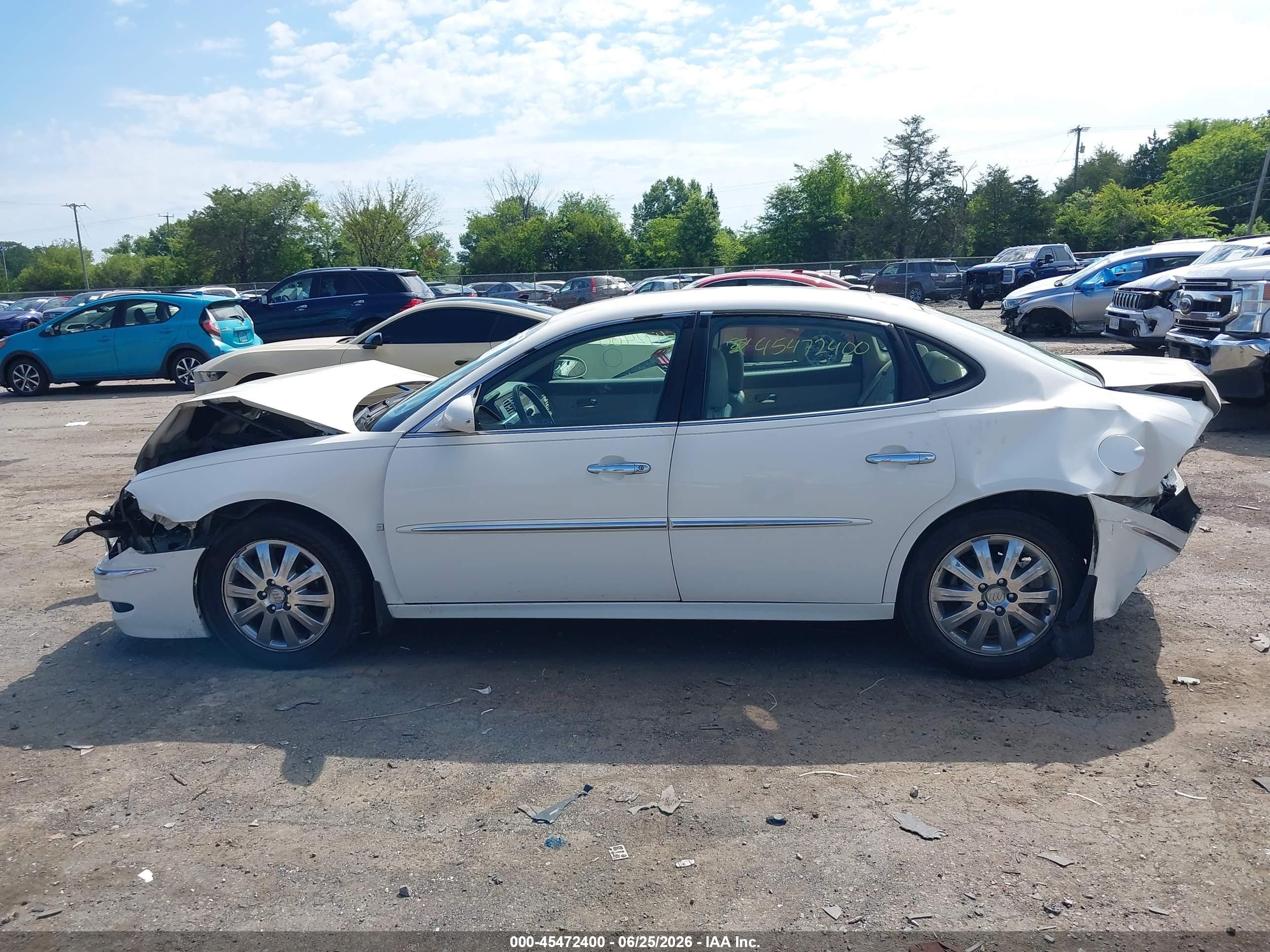 2007 Buick Lacrosse Cxl White vin: 2G4WD582571161908