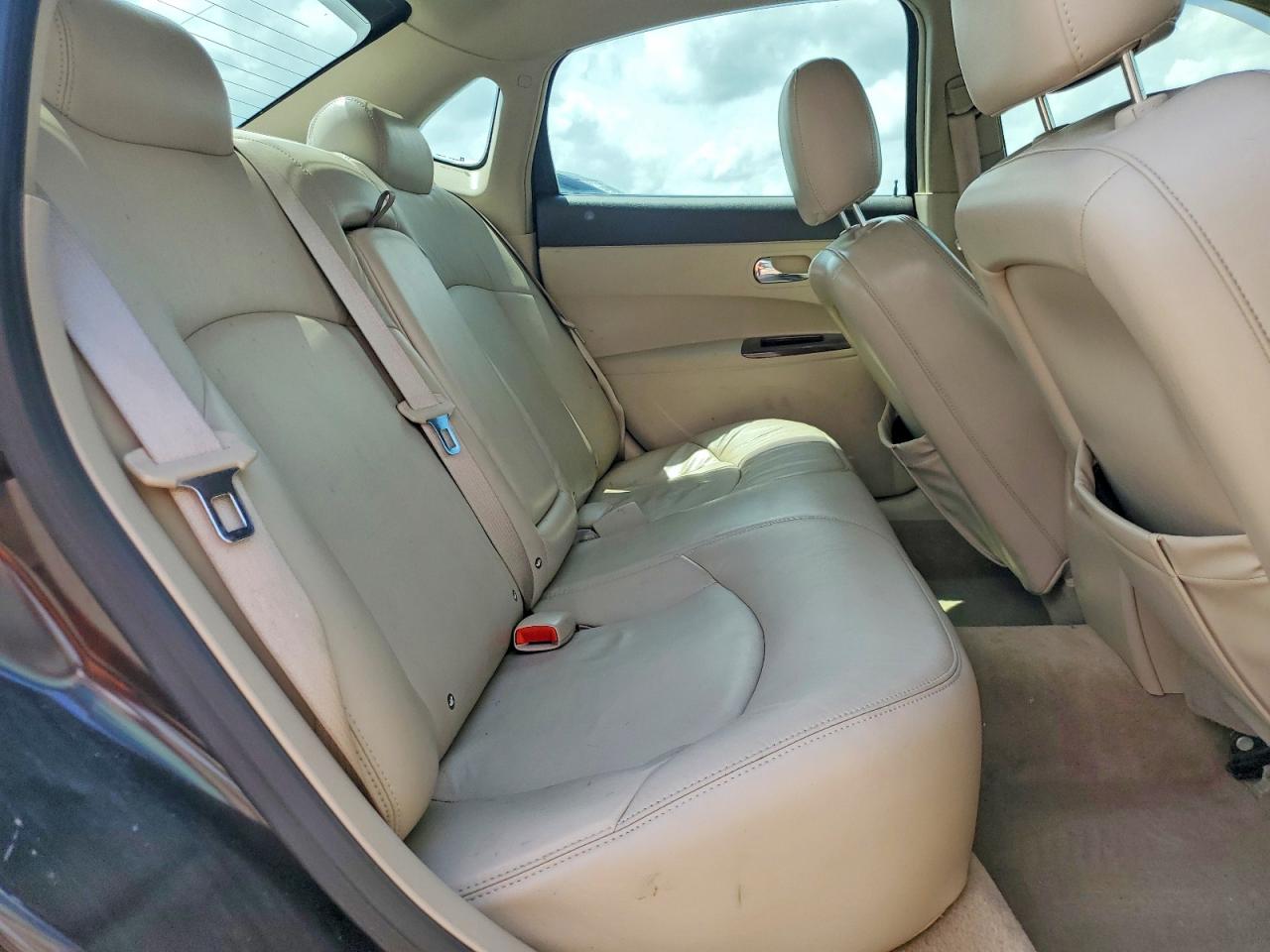 2008 Buick Lacrosse Cxl Charcoal vin: 2G4WD582581150389