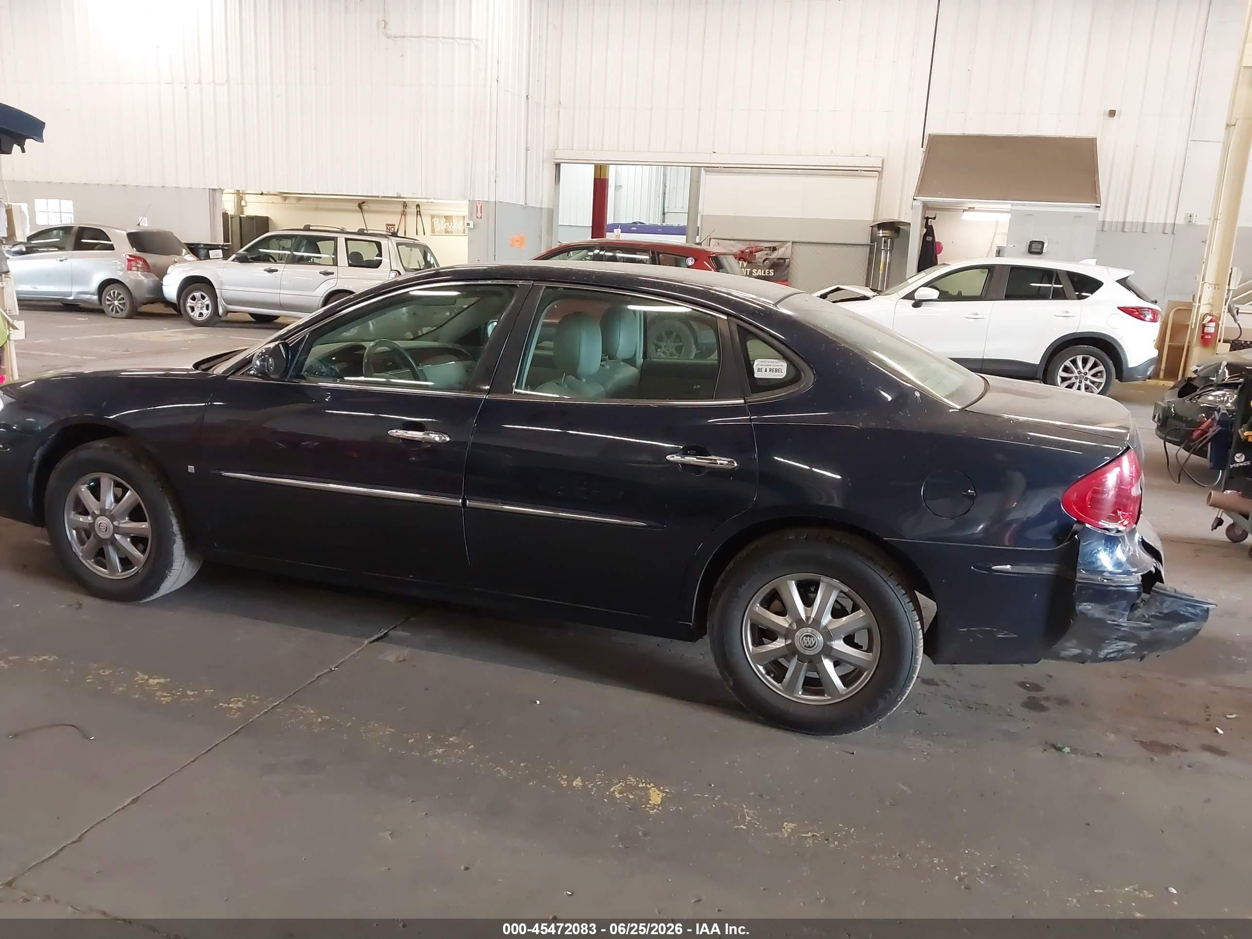 2008 Buick Lacrosse Cxl Blue vin: 2G4WD582581184008