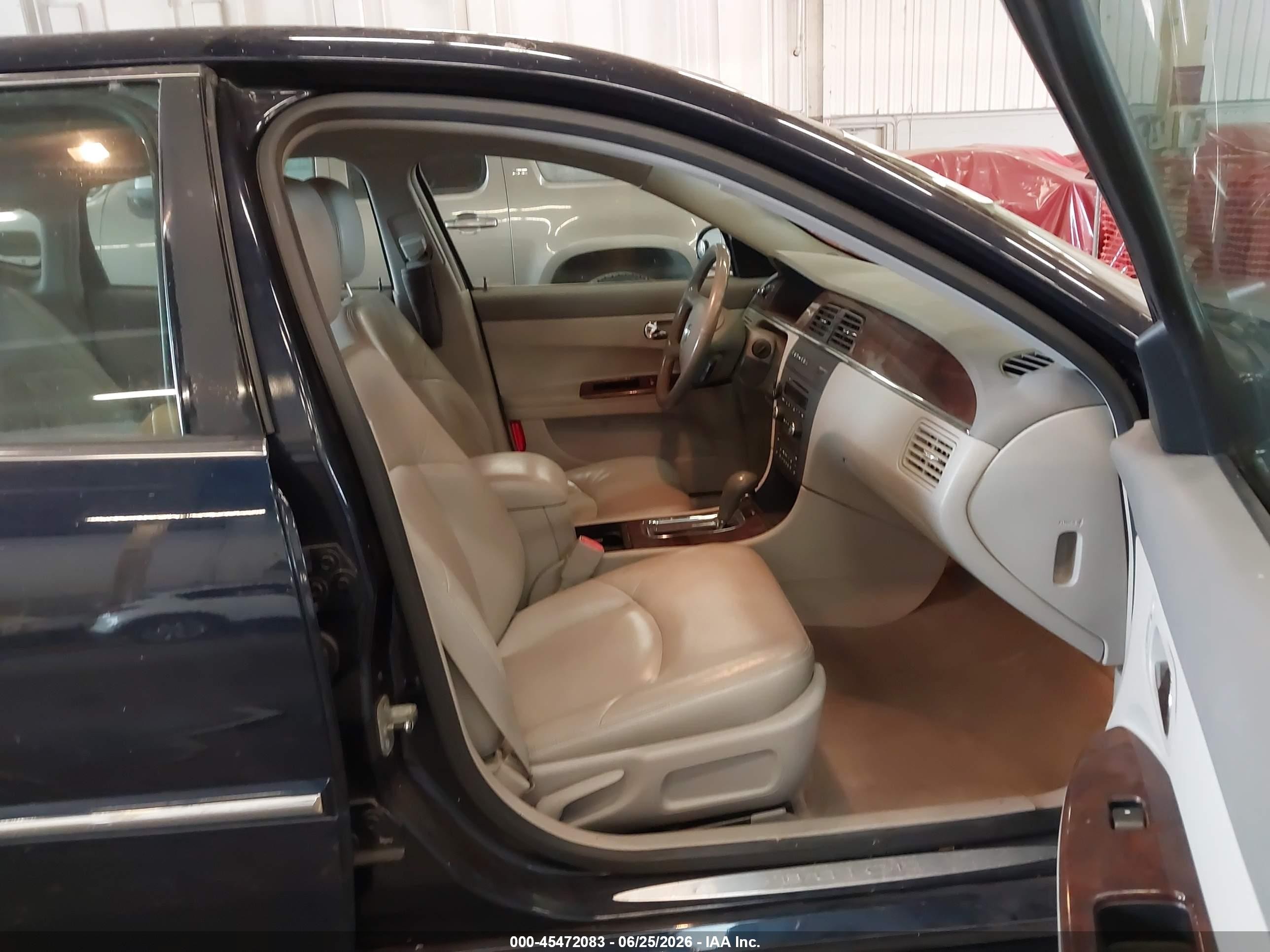 2008 Buick Lacrosse Cxl Blue vin: 2G4WD582581184008