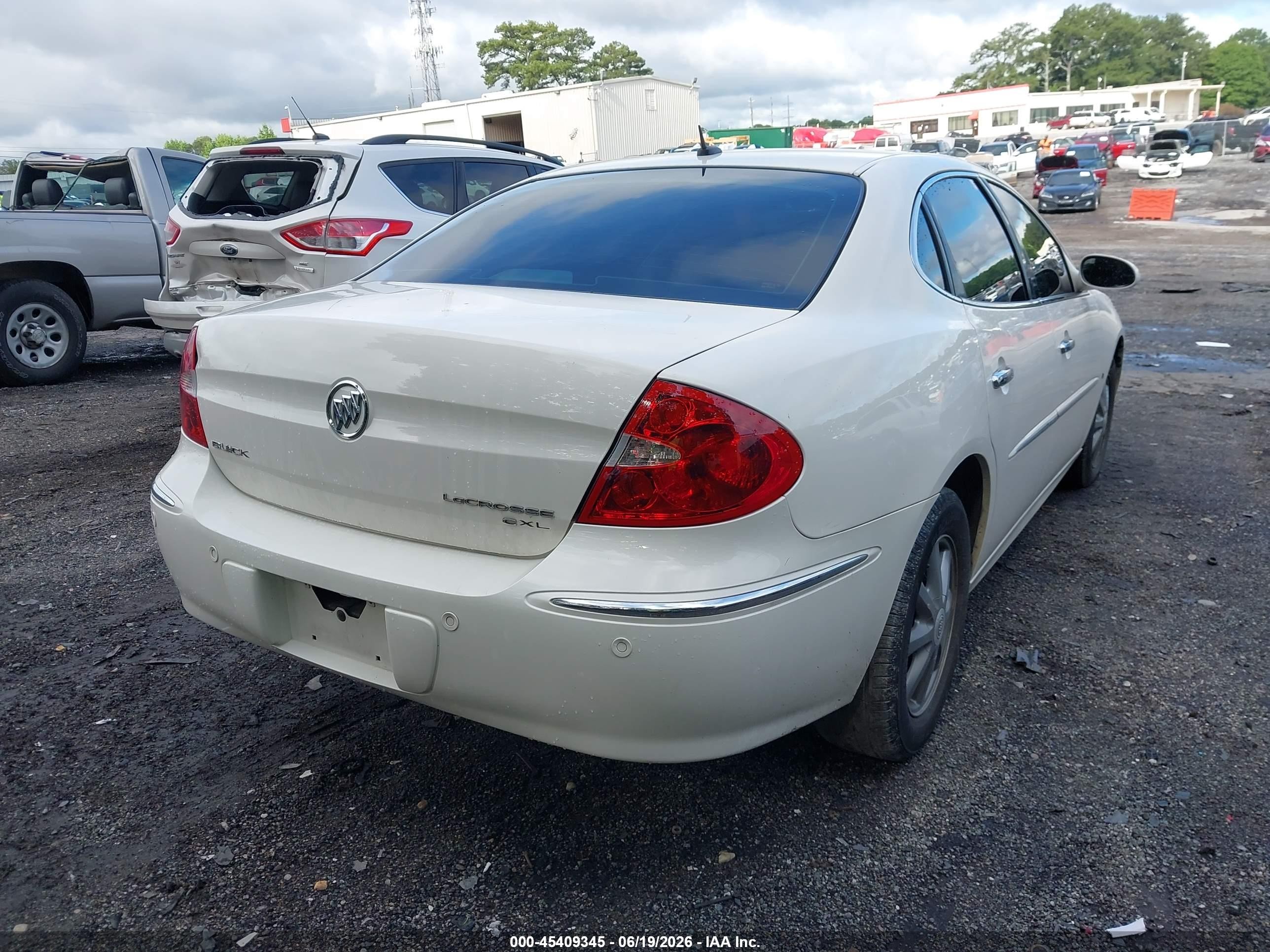 2009 Buick Lacrosse Cxl Белый vin: 2G4WD582591147543