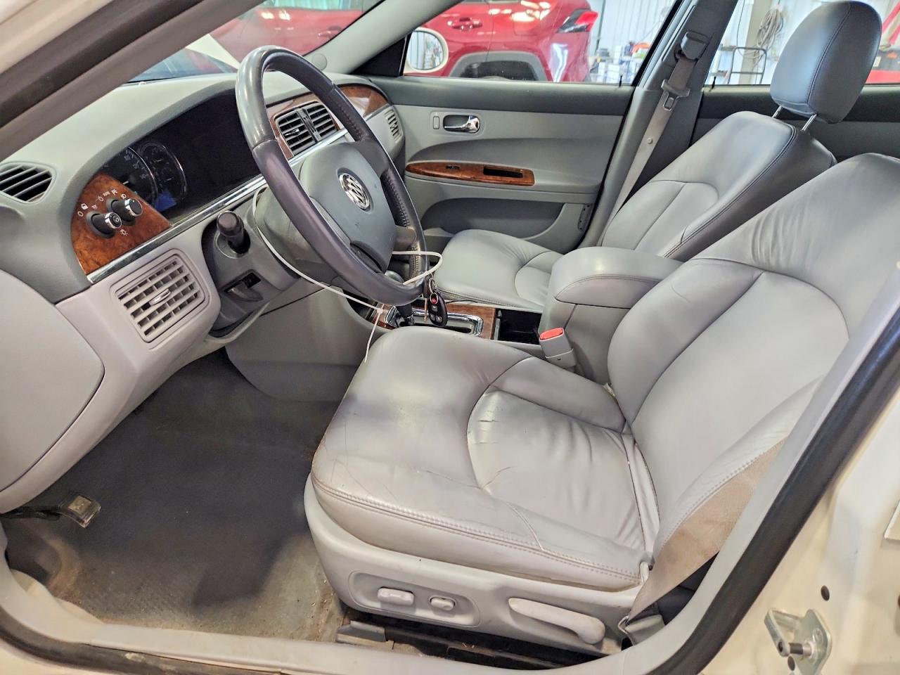 2006 Buick Lacrosse Cxl White vin: 2G4WD582661263152