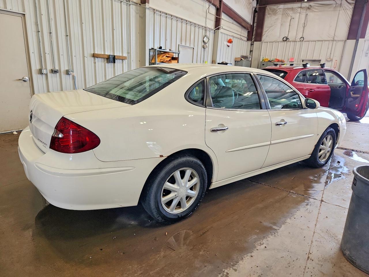 2006 Buick Lacrosse Cxl White vin: 2G4WD582661263152