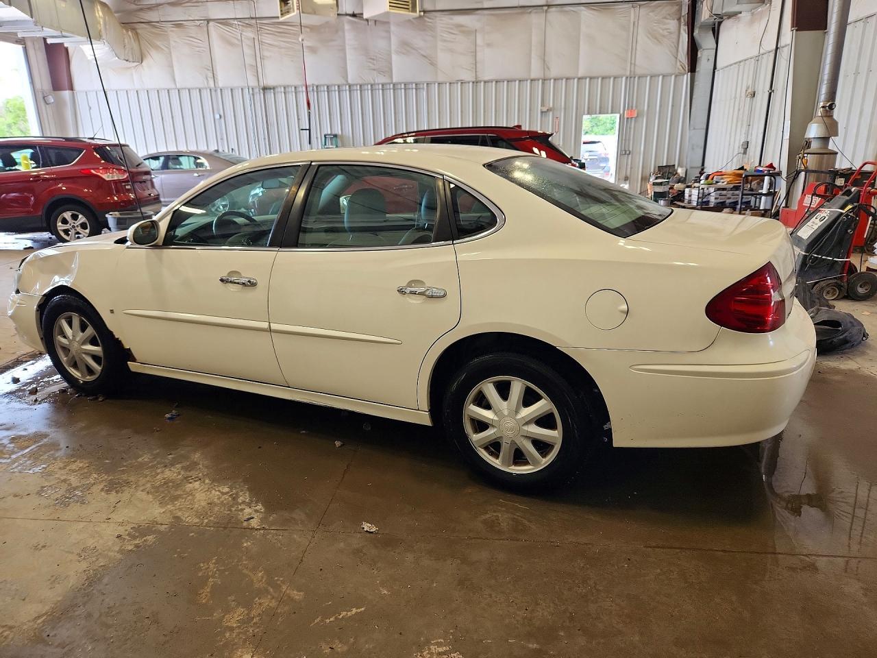 2006 Buick Lacrosse Cxl White vin: 2G4WD582661263152