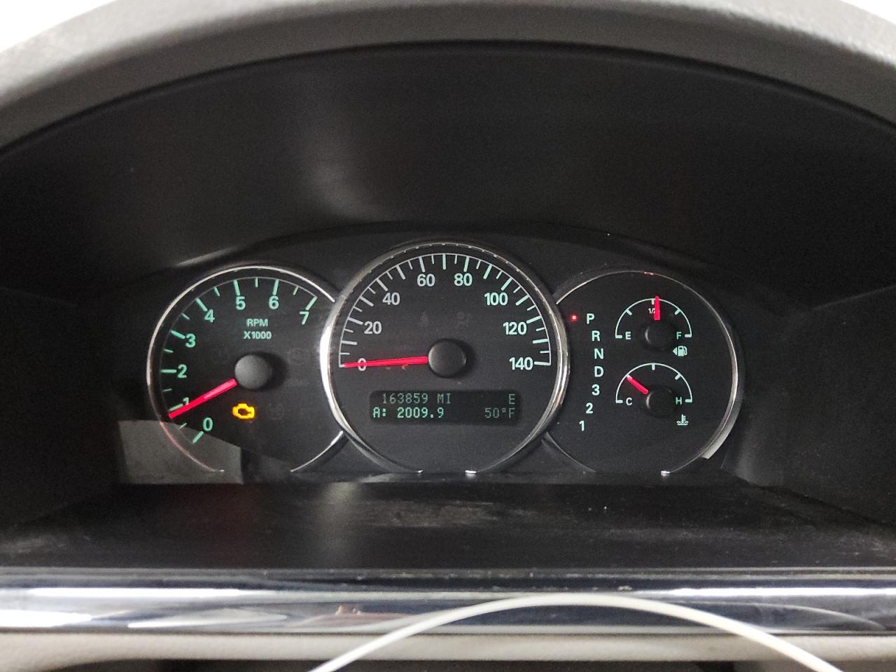 2008 Buick Lacrosse Cxl Charcoal vin: 2G4WD582681173549 Damage: Warning Light - Engine, On, Unacceptable