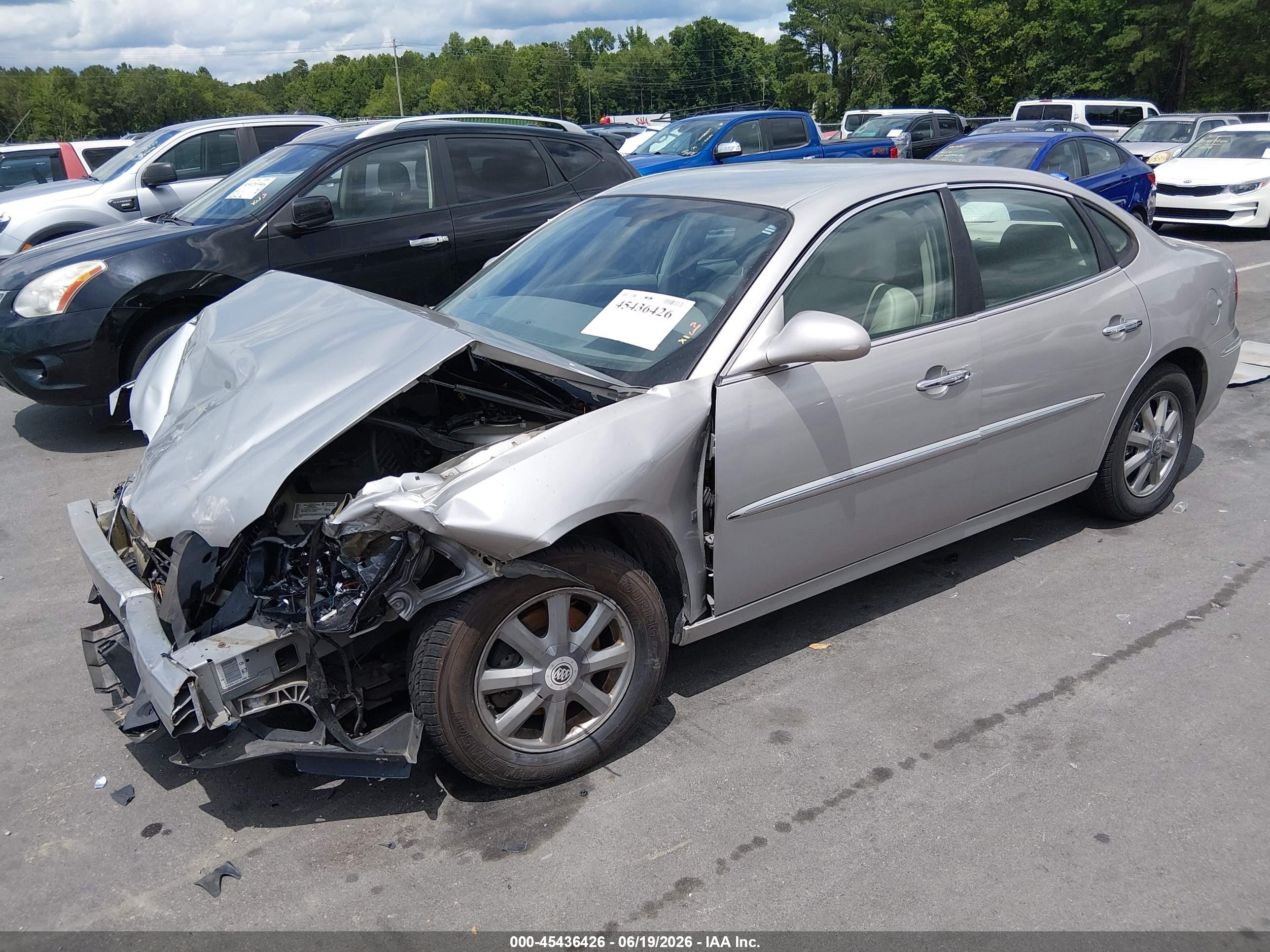 2008 Buick Lacrosse Cxl Silver vin: 2G4WD582781139474