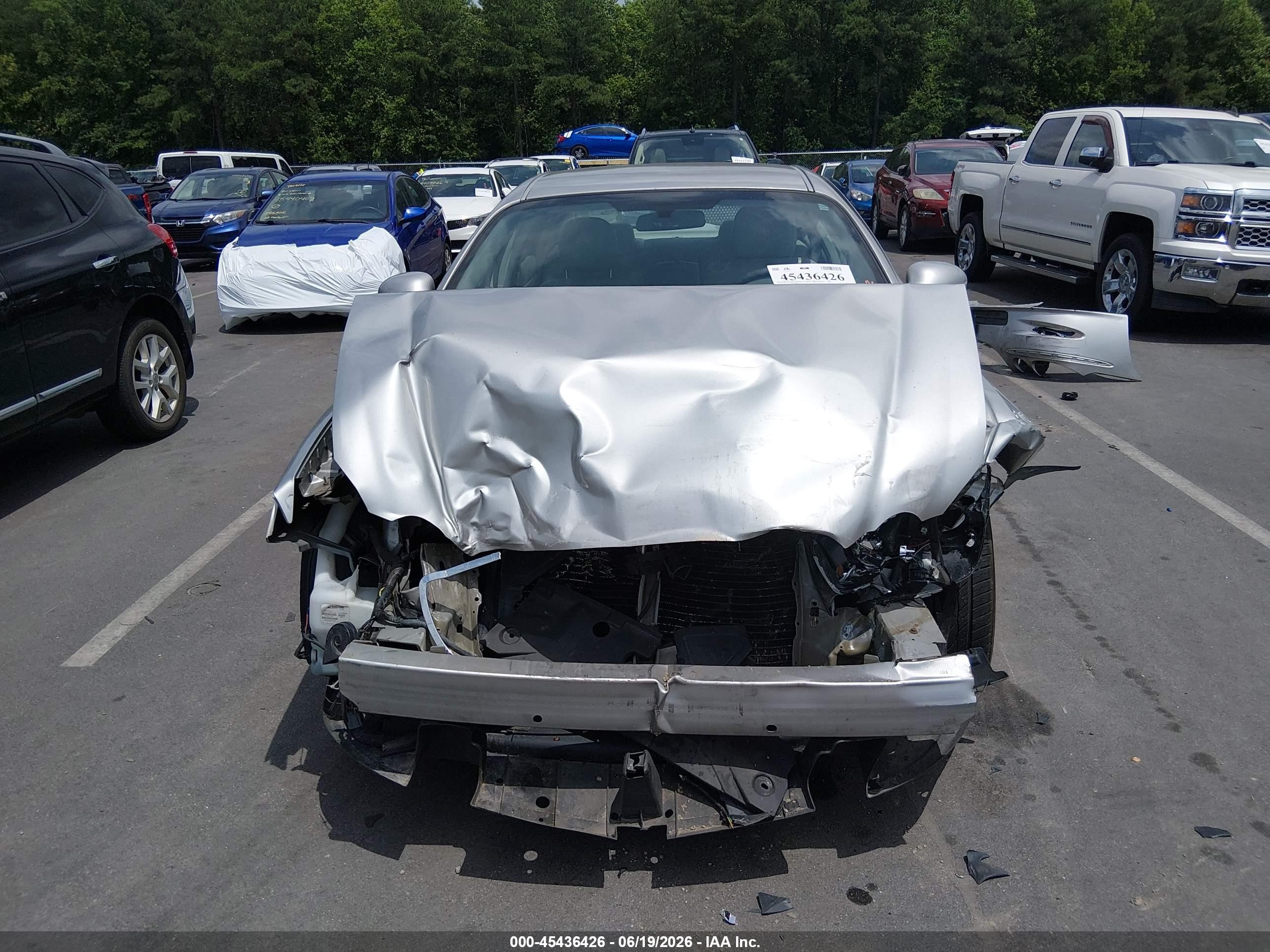 2008 Buick Lacrosse Cxl Silver vin: 2G4WD582781139474