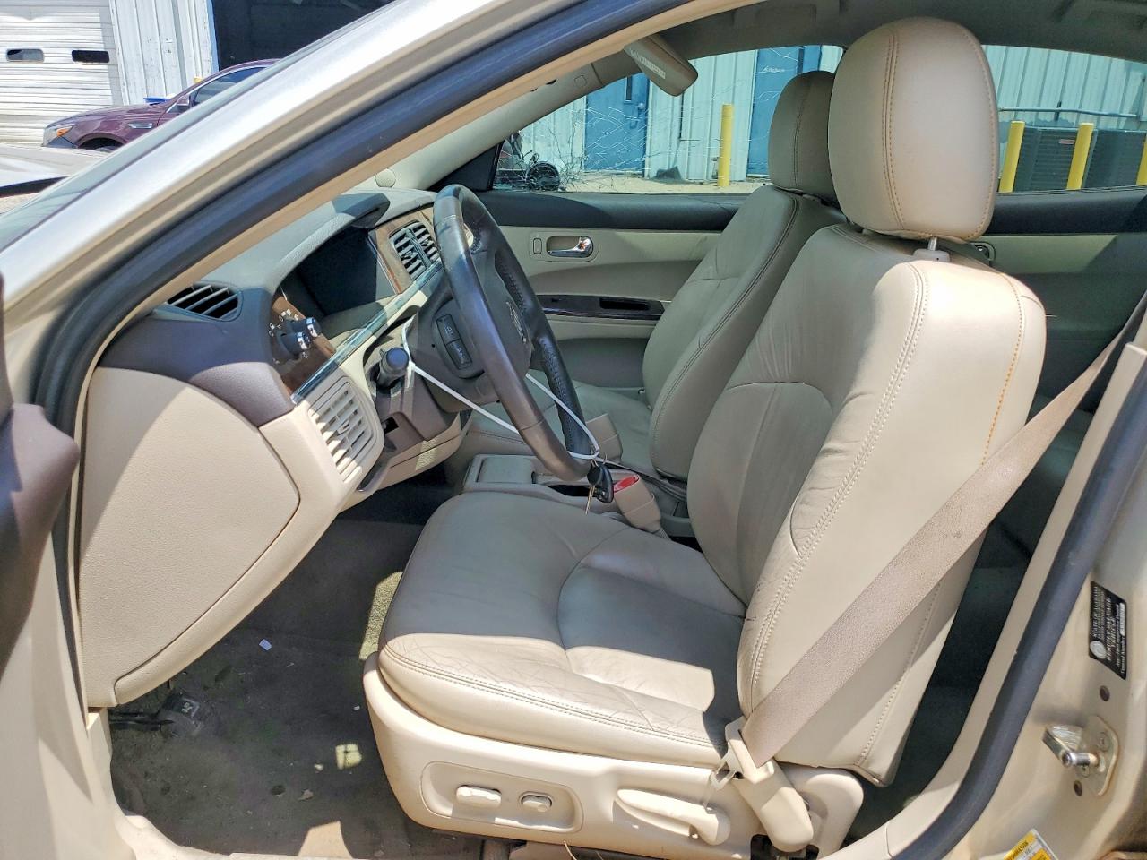 2008 Buick Lacrosse Cxl Gold vin: 2G4WD582781278083