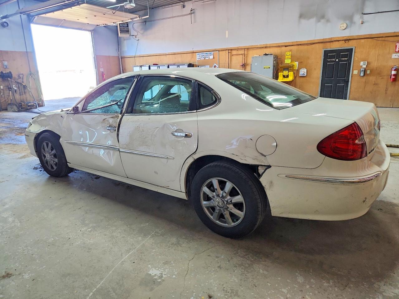 2008 Buick Lacrosse Cxl Белый vin: 2G4WD582781290461