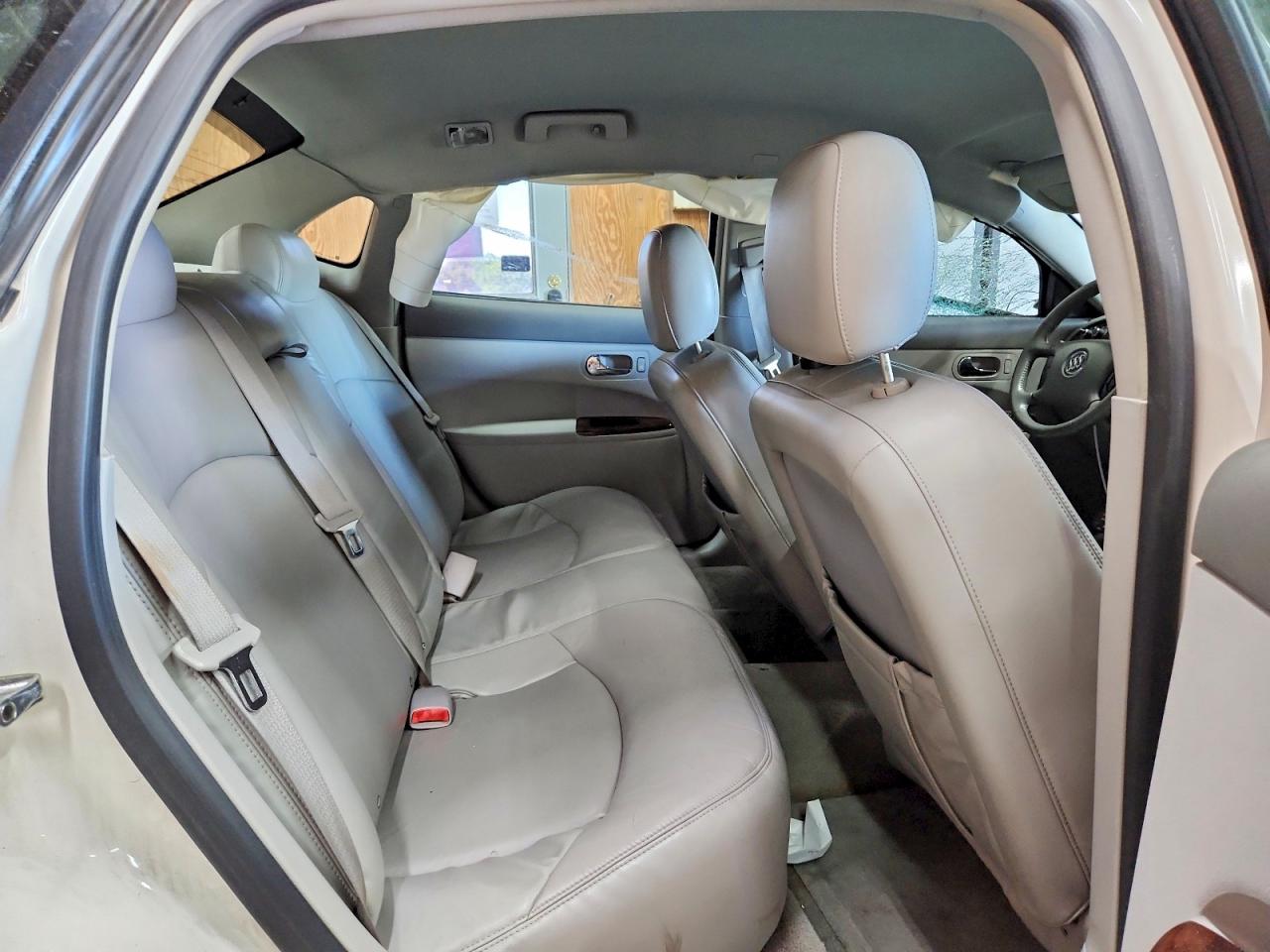 2008 Buick Lacrosse Cxl Белый vin: 2G4WD582781290461
